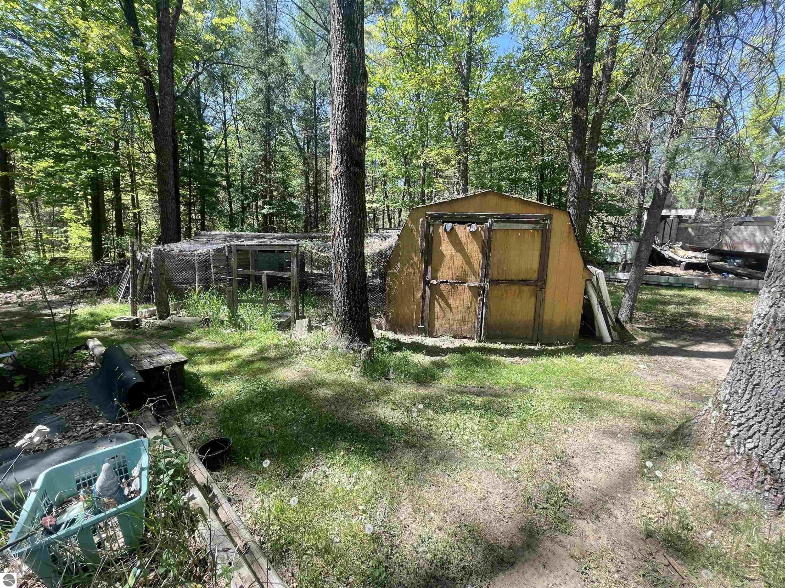 766 E County Rd 612