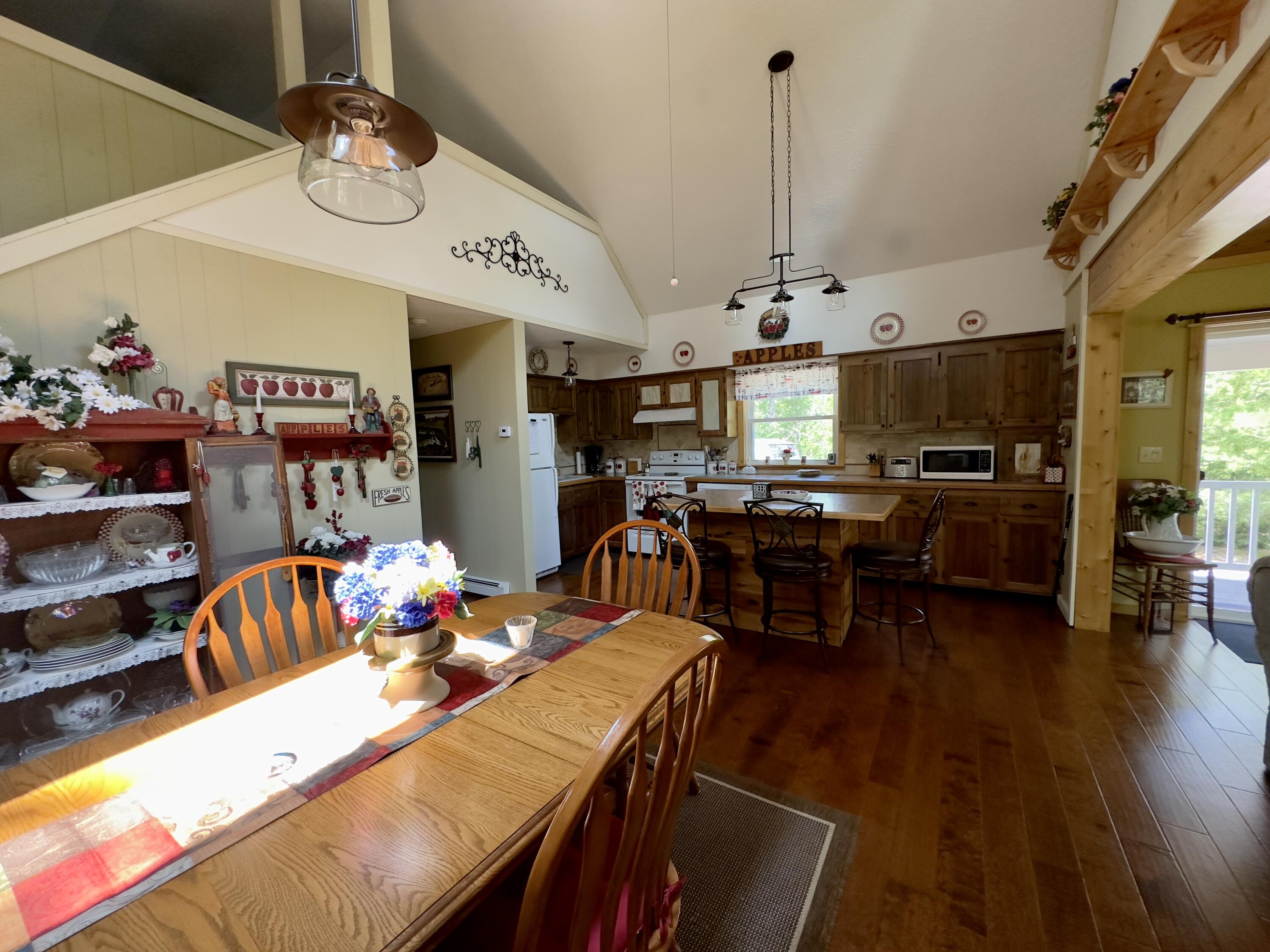 208 Berry Patch Circle