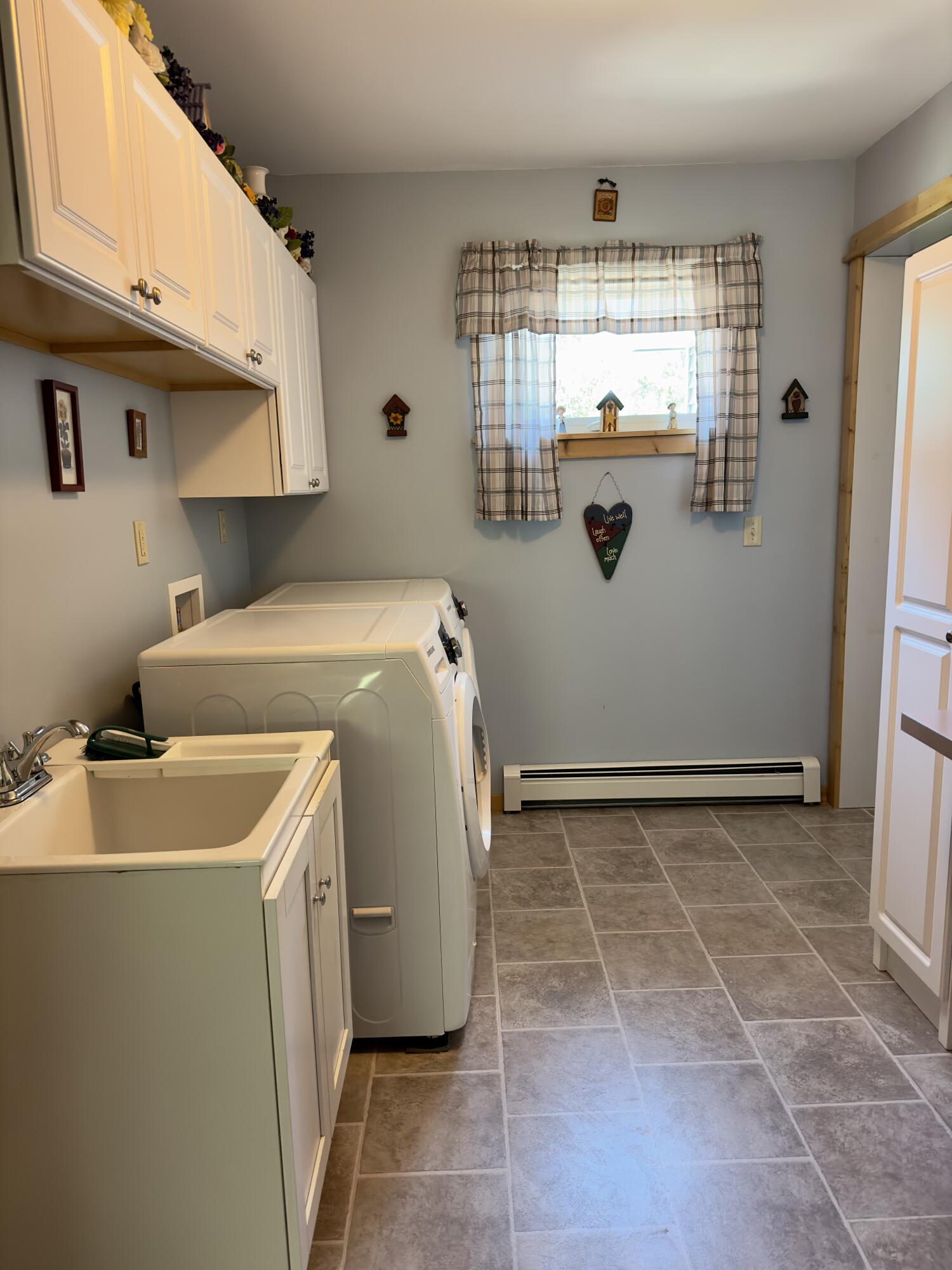 208 Berry Patch Circle