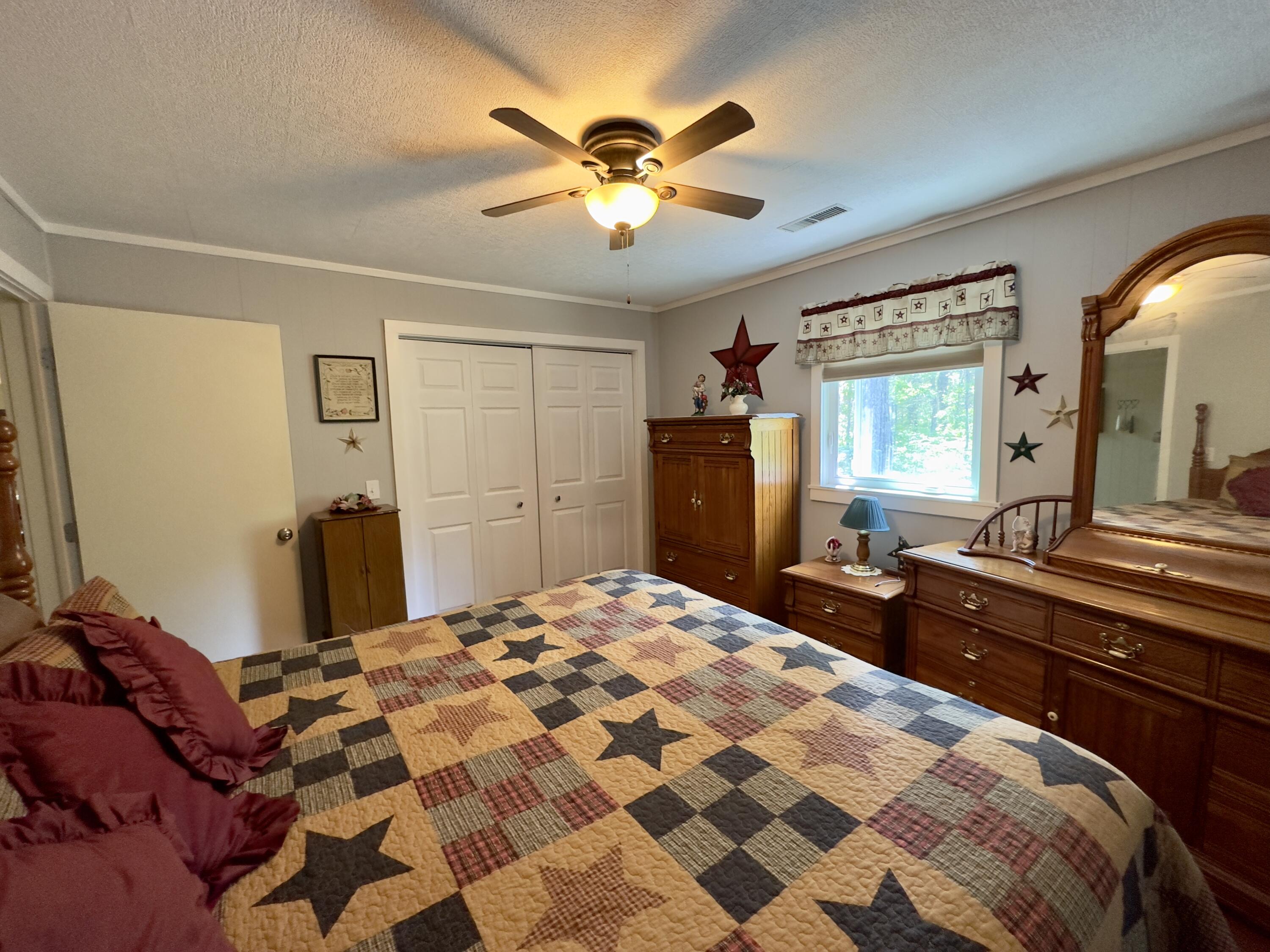 208 Berry Patch Circle