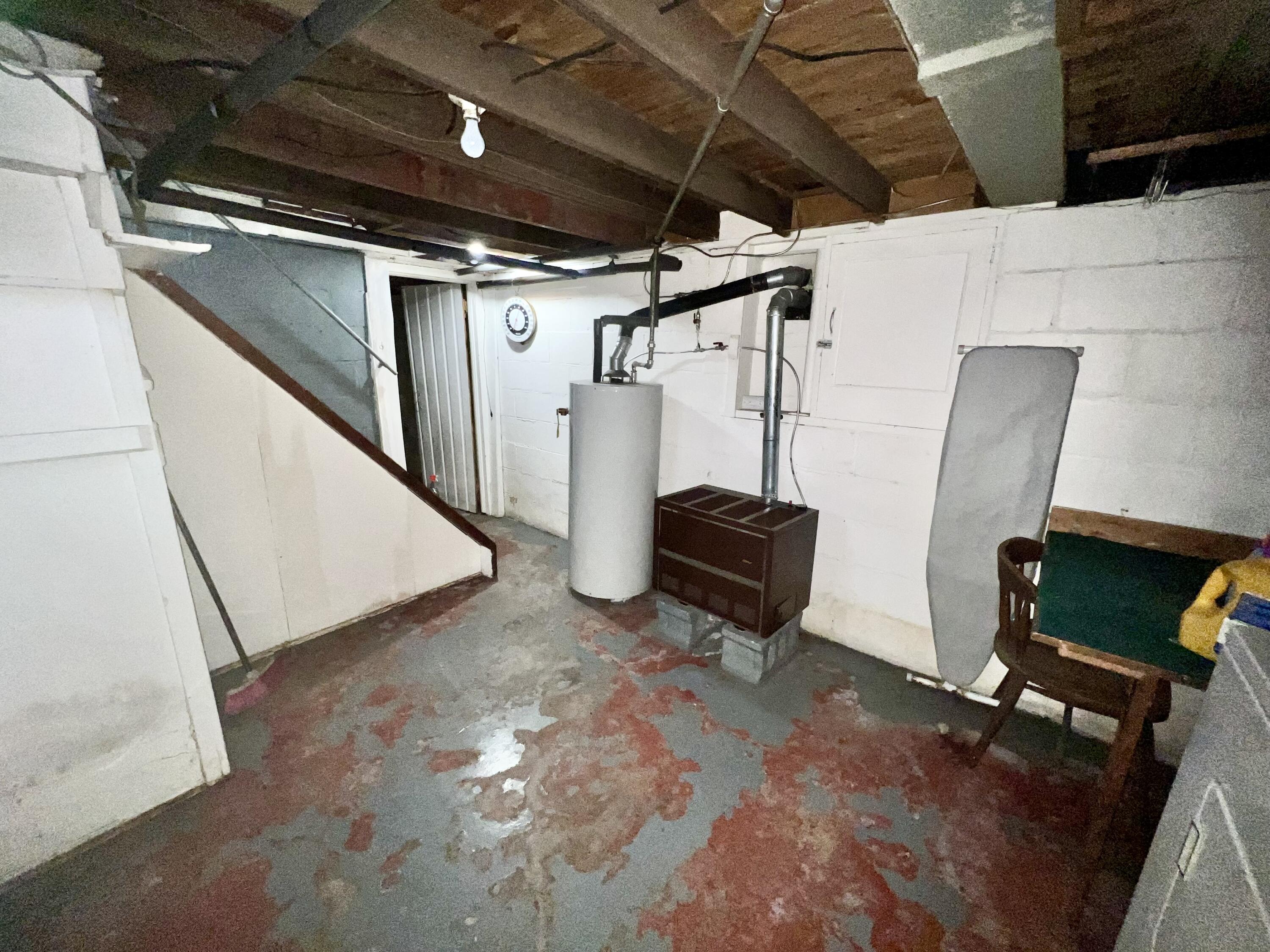 3667 Floody Drive