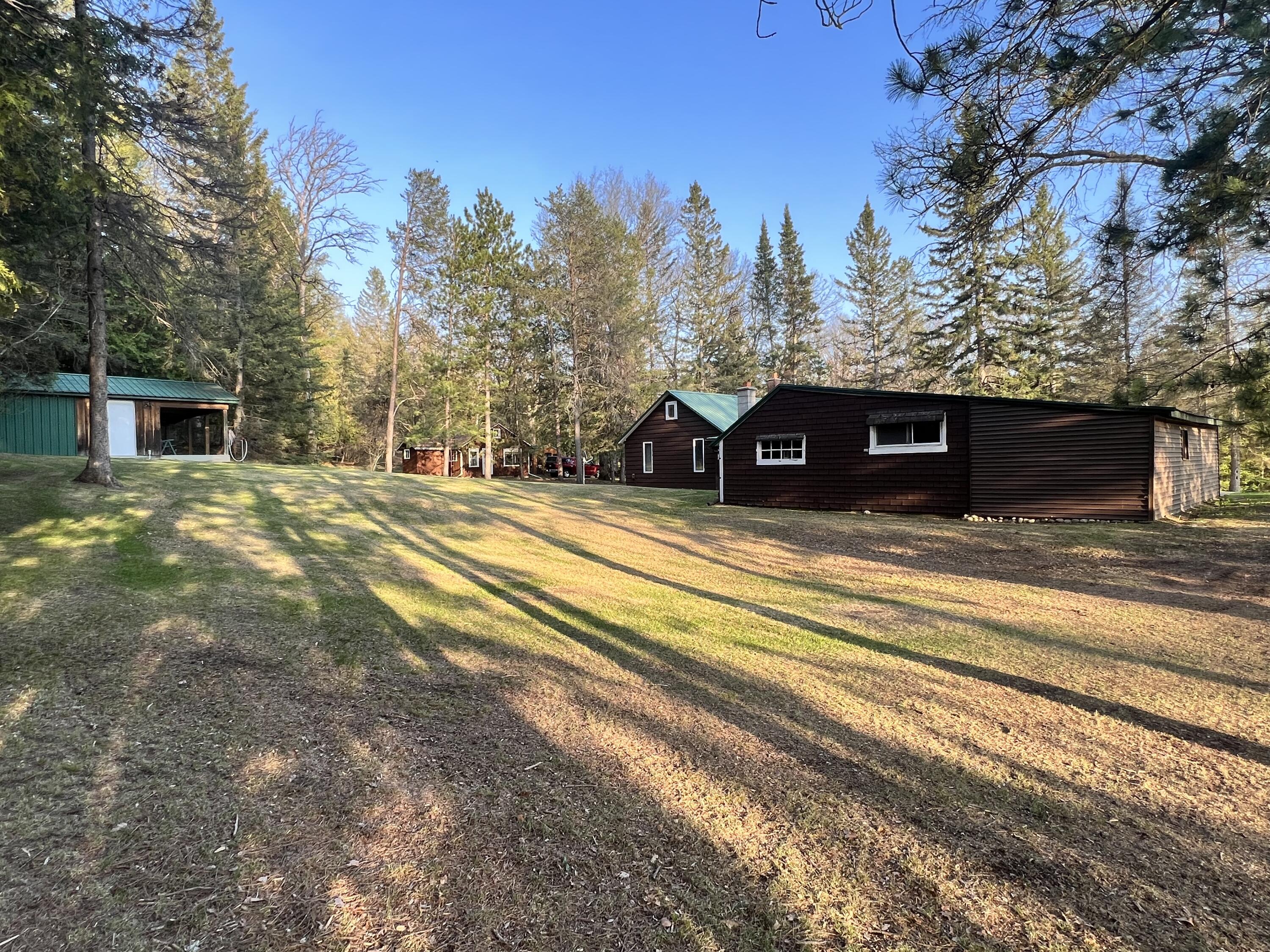 3667 Floody Drive