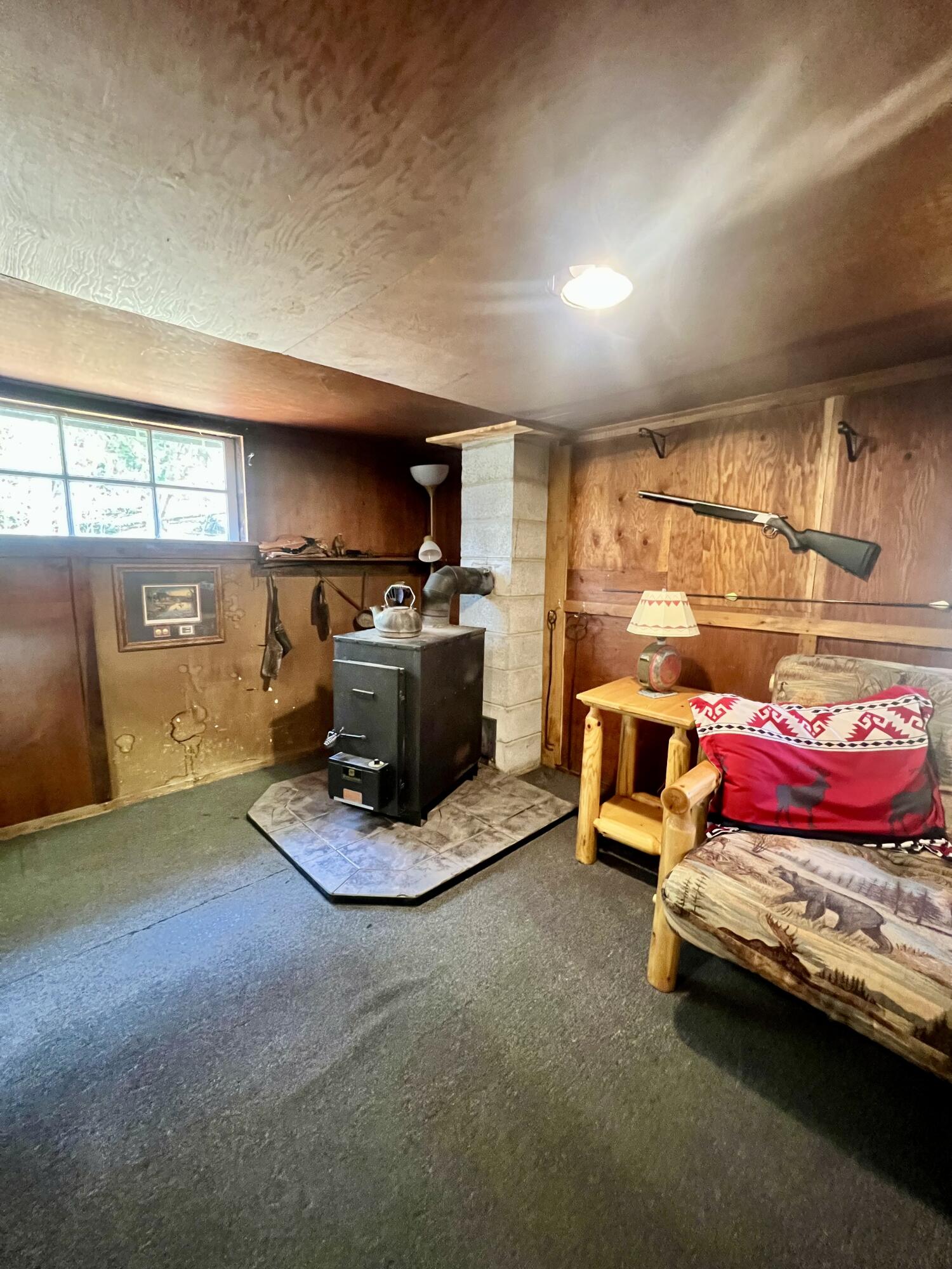 3667 Floody Drive