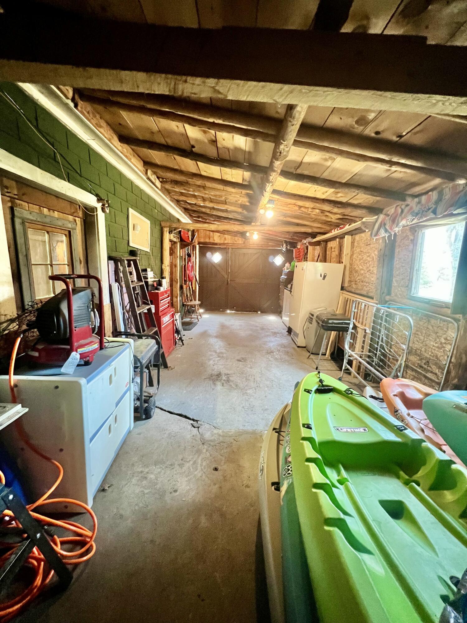 3667 Floody Drive