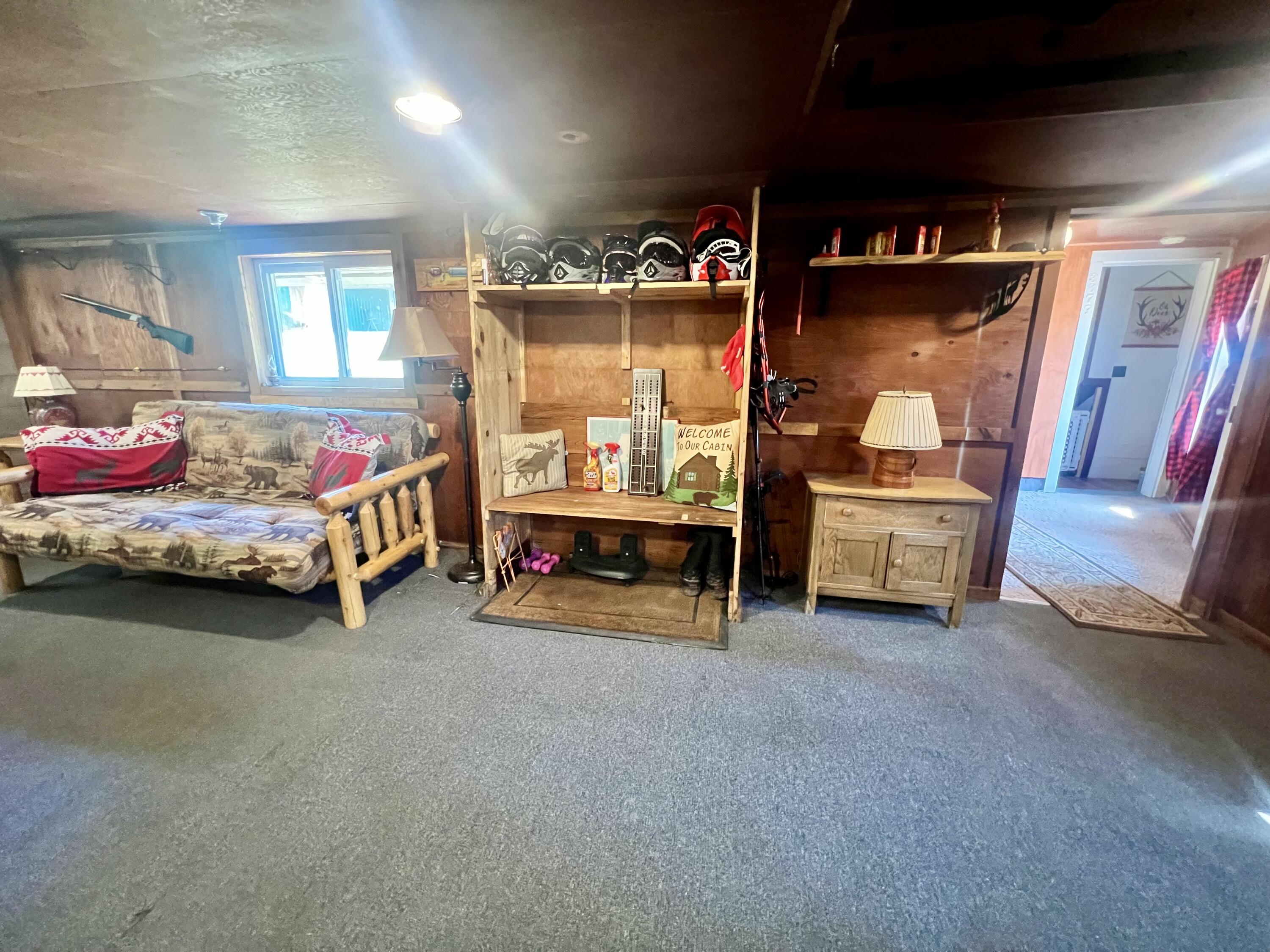 3667 Floody Drive