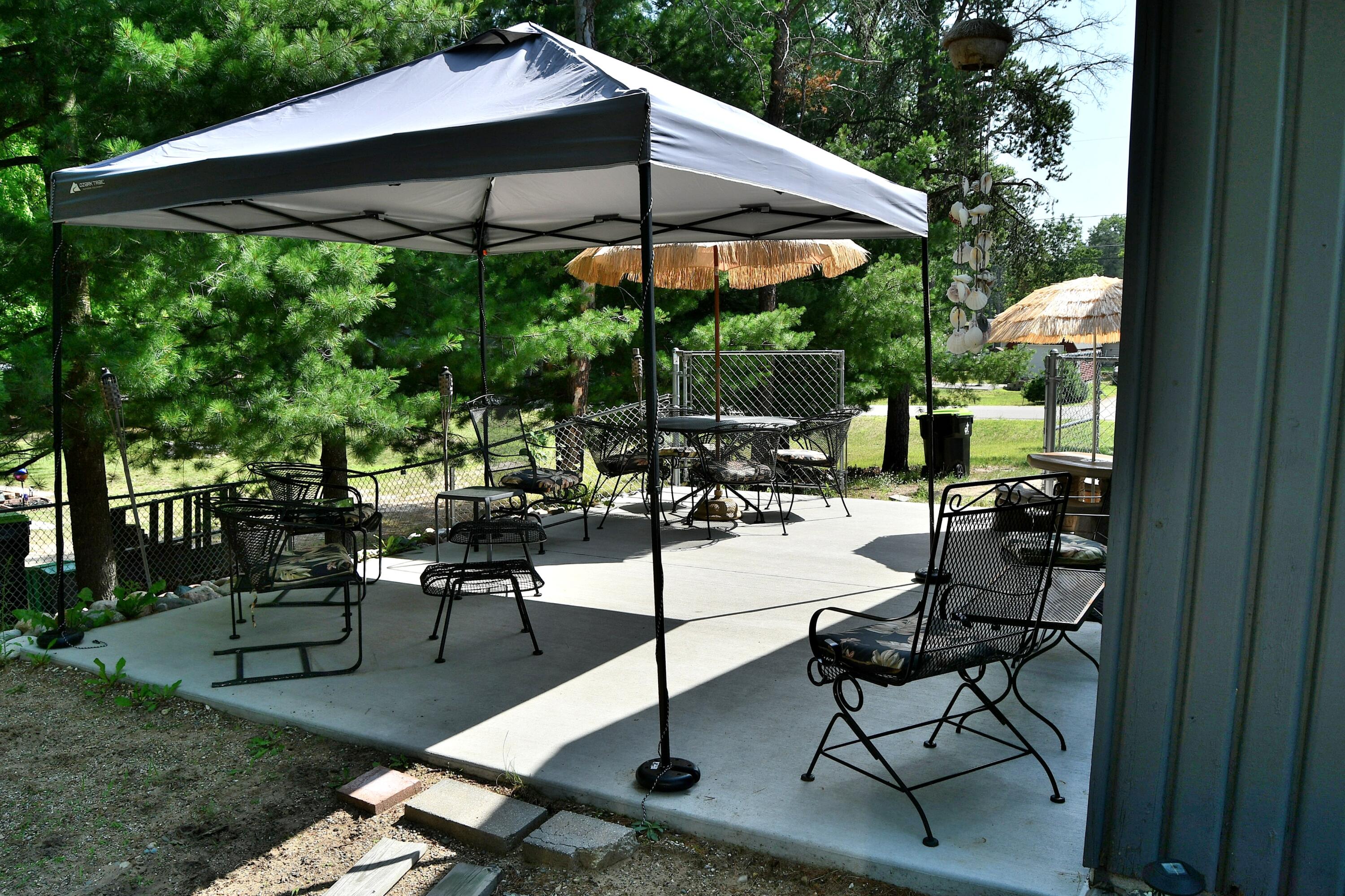 1221 Hollywood Drive, St. Helen