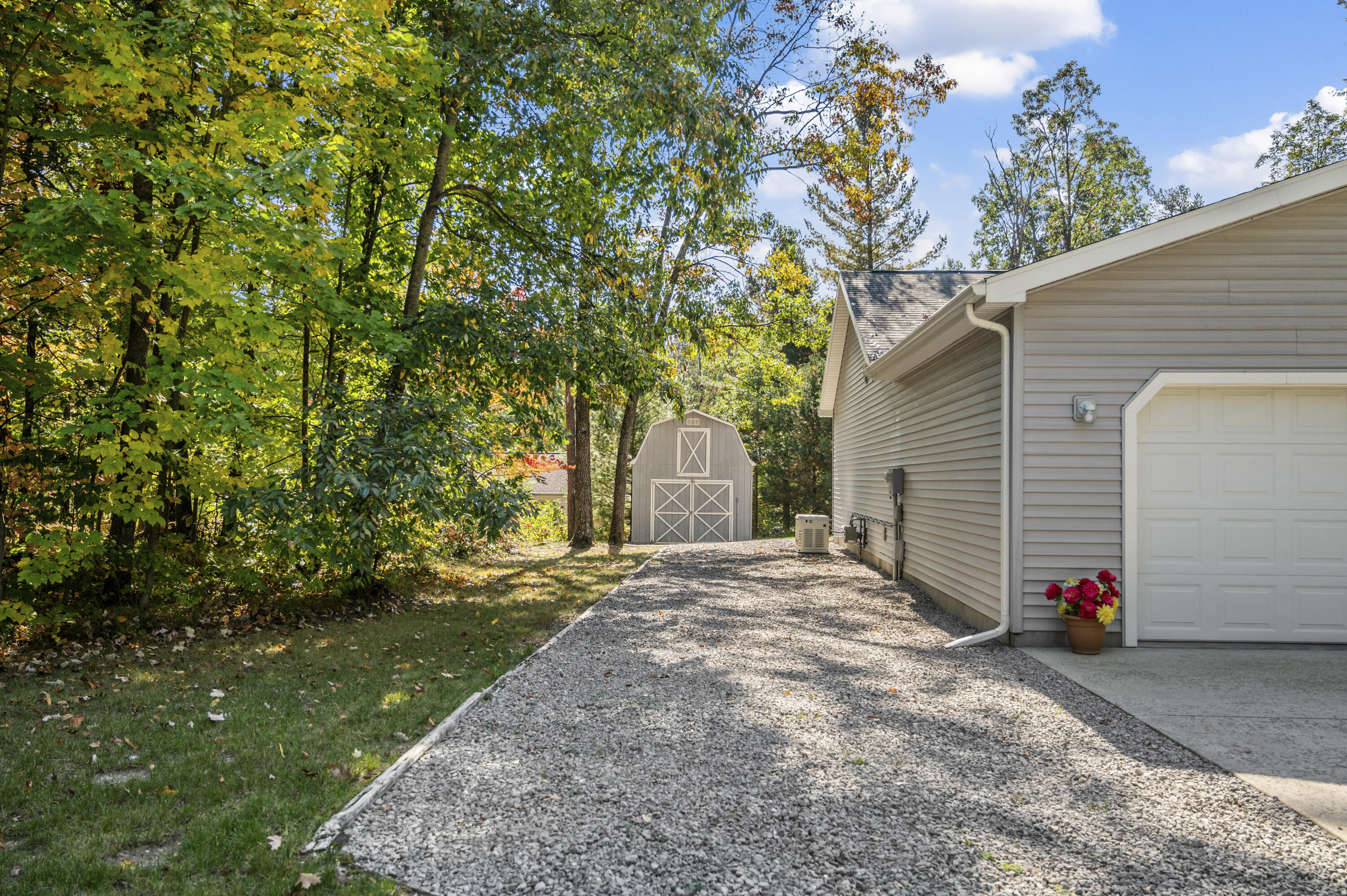 209 Acorn Lane
