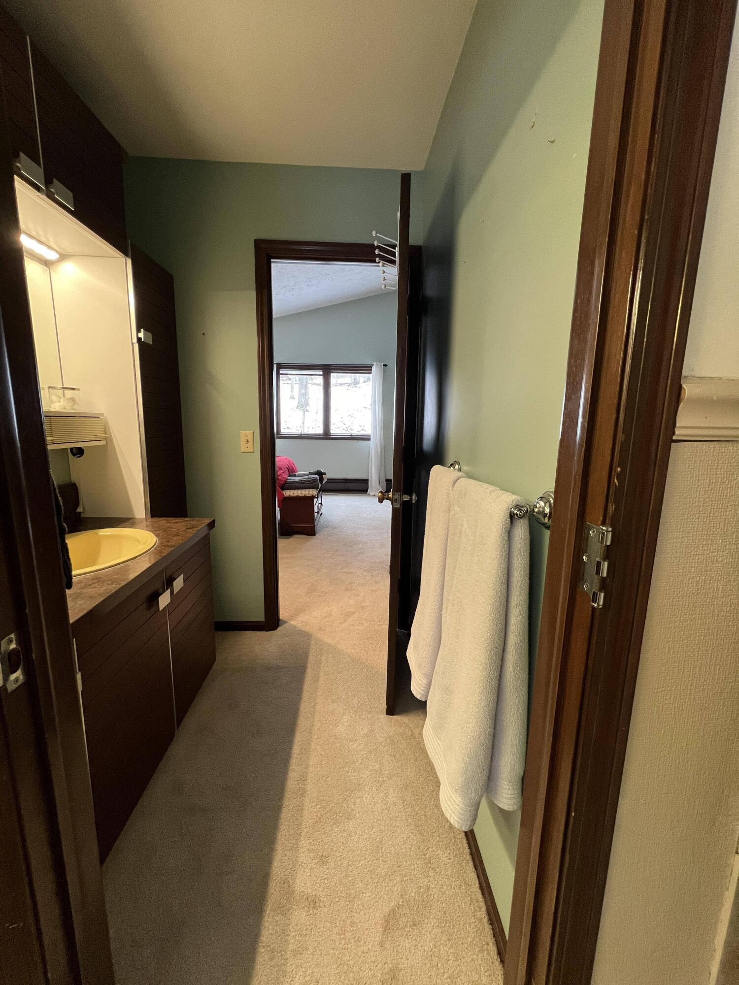 6076 Foothills Trail