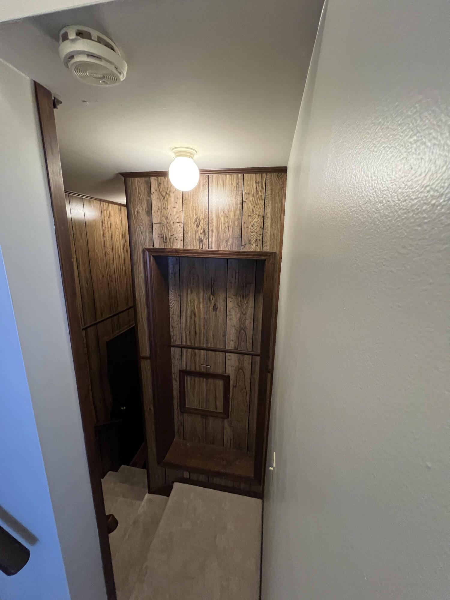 6076 Foothills Trail