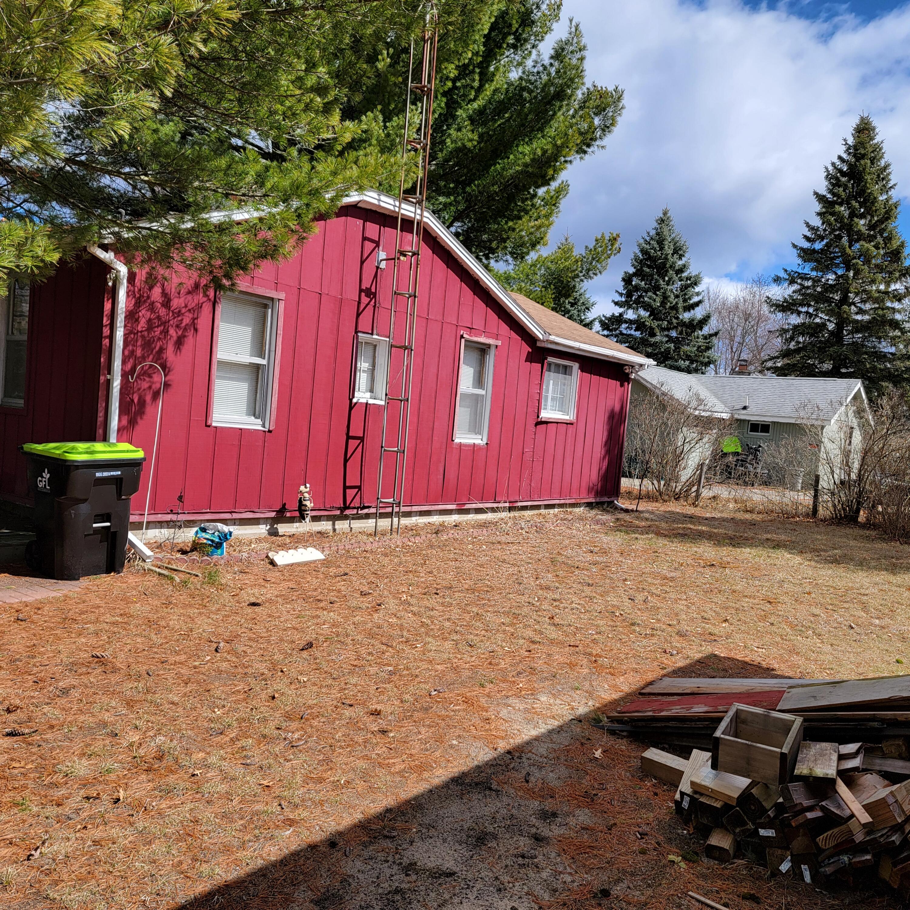 1992 Brown Street, St. Helen