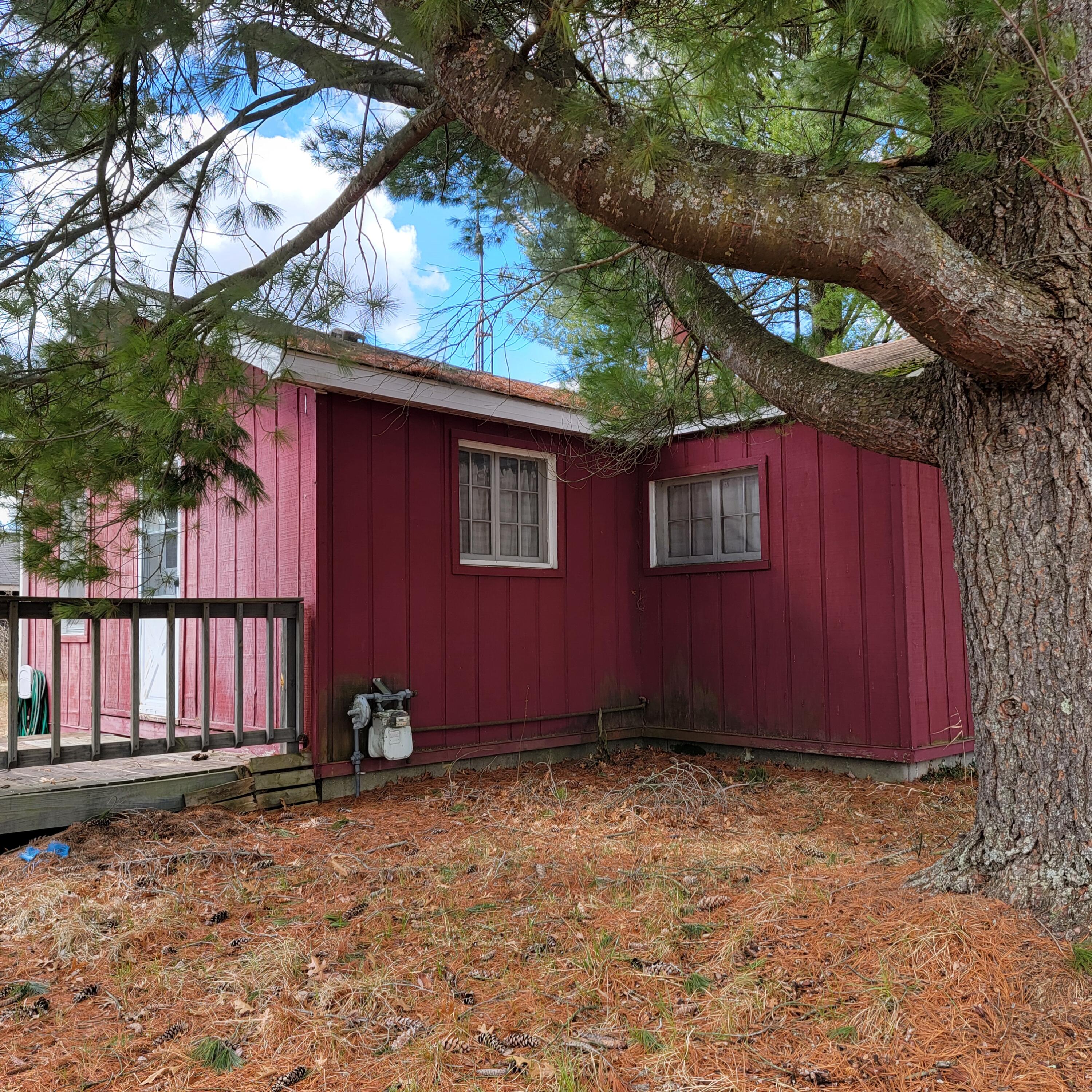 1992 Brown Street, St. Helen