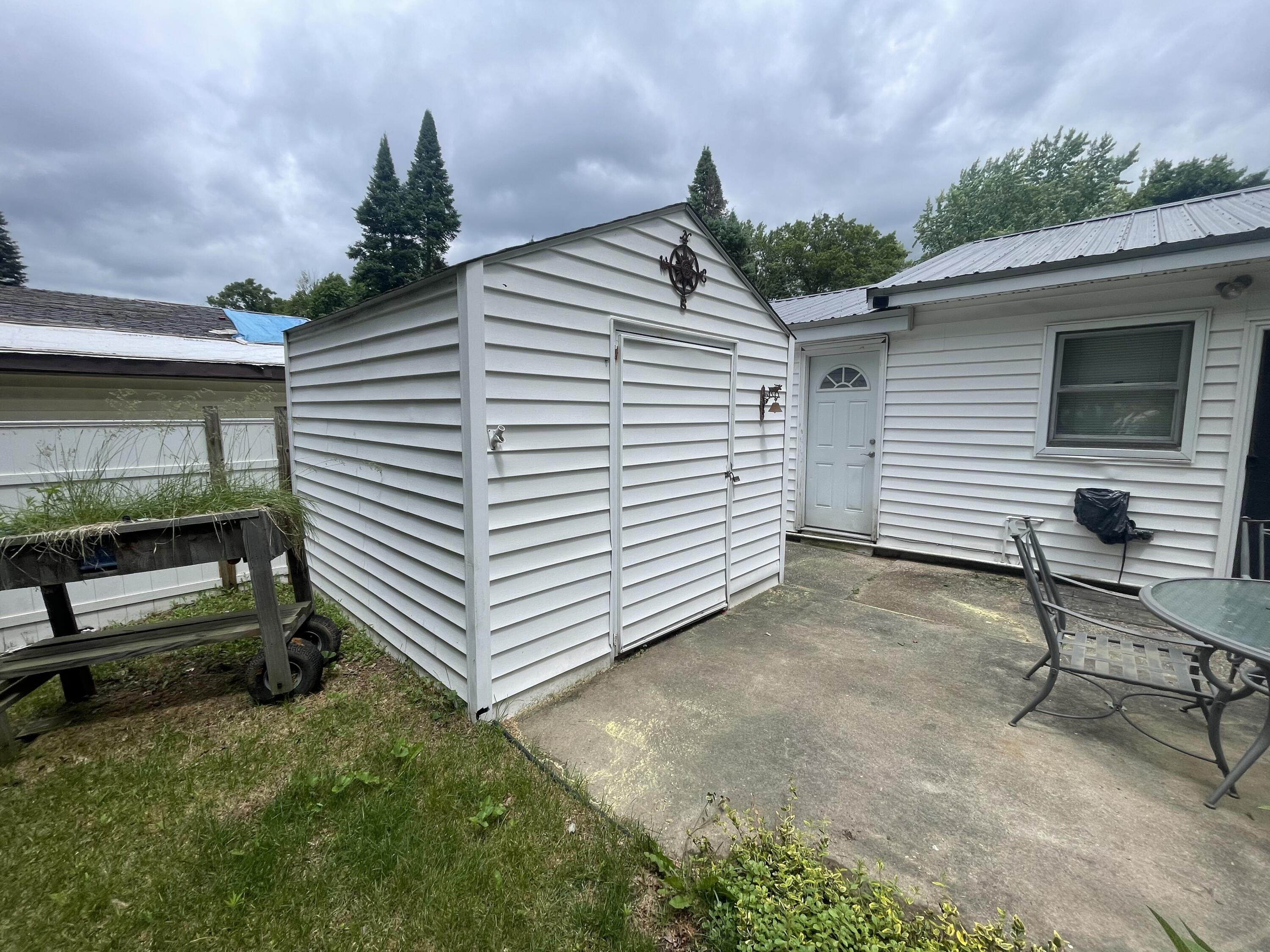 1665 N Kennedy Drive, St. Helen