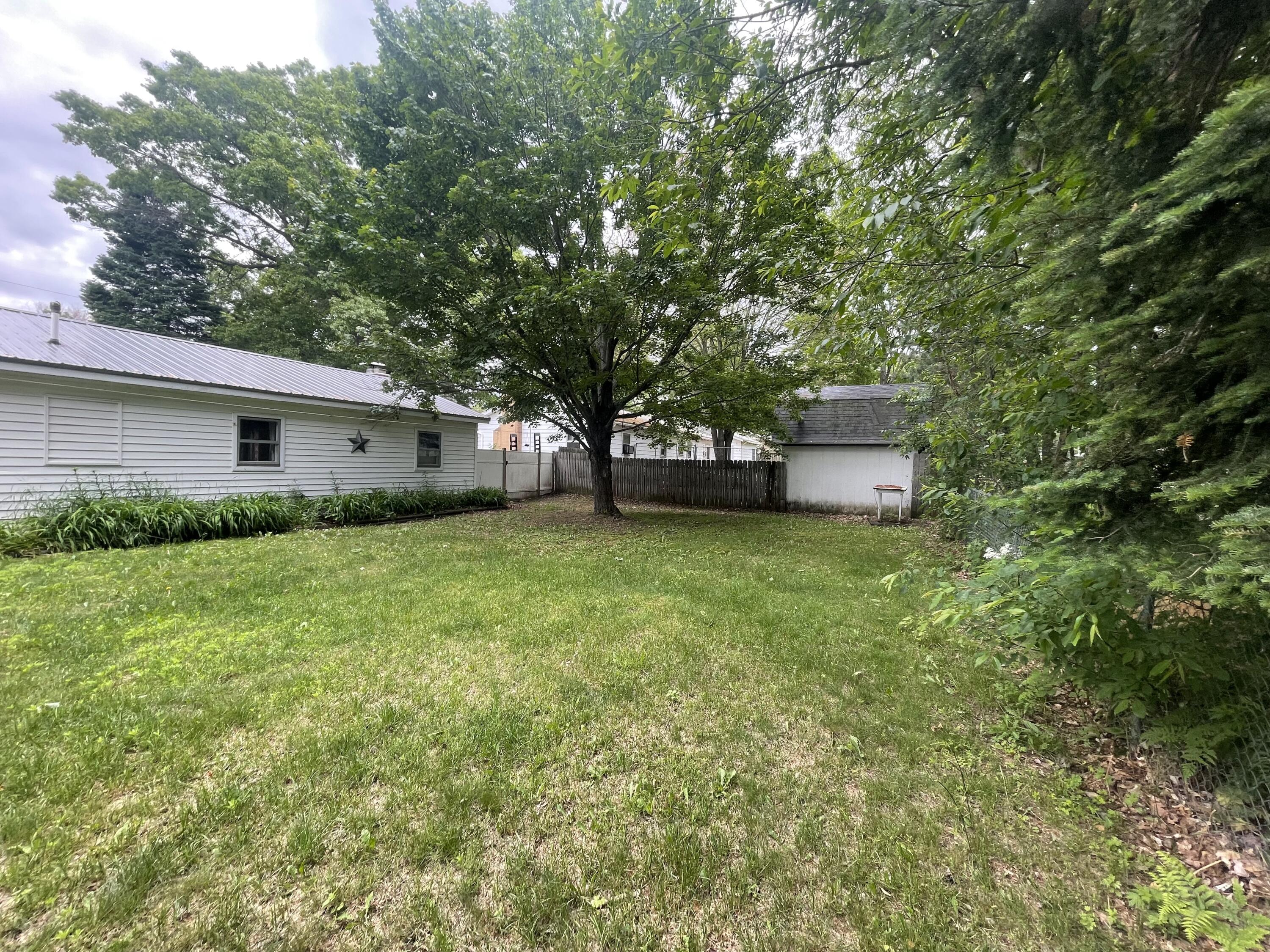 1665 N Kennedy Drive, St. Helen