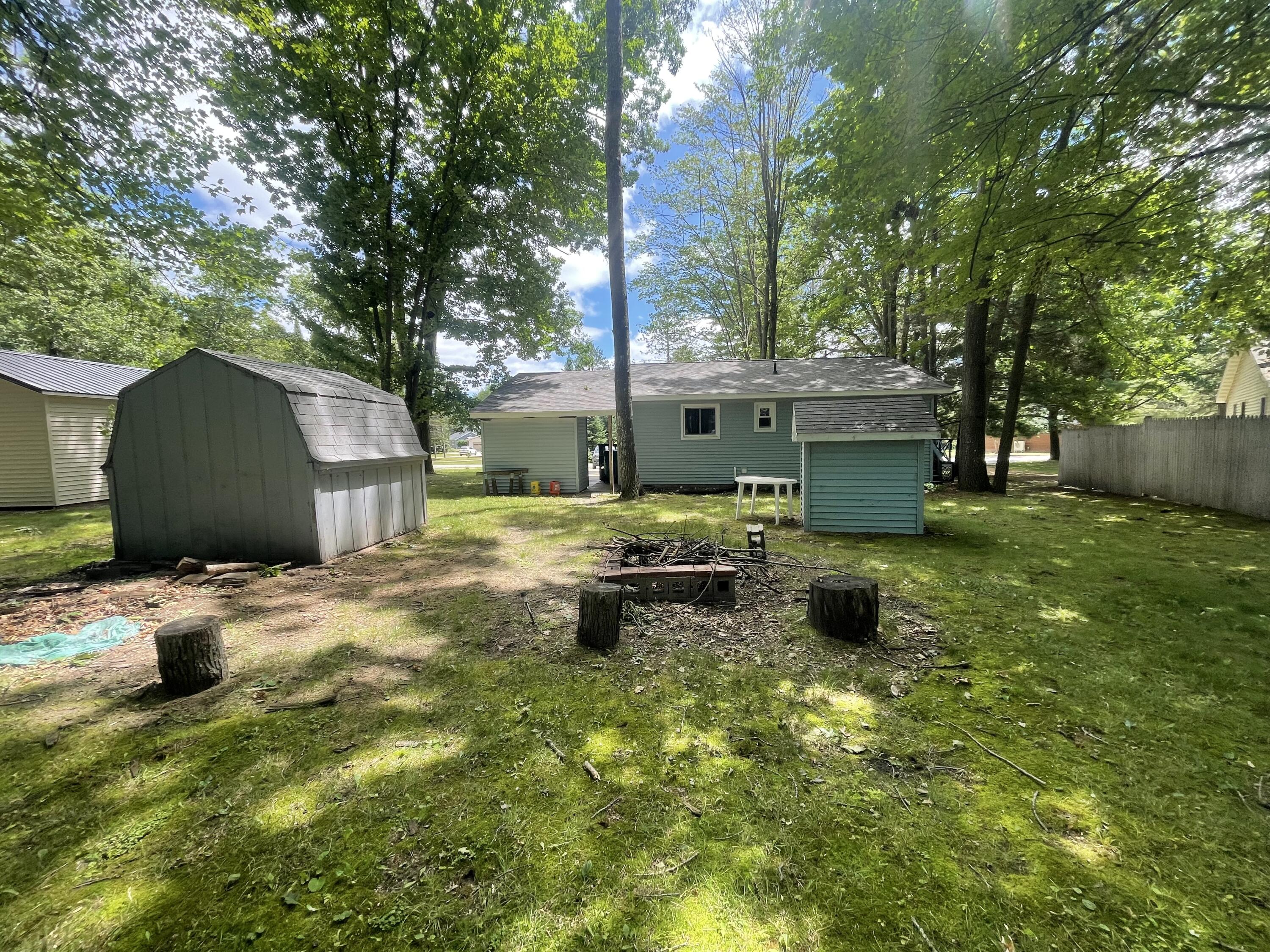 104 Ridgewood Drive