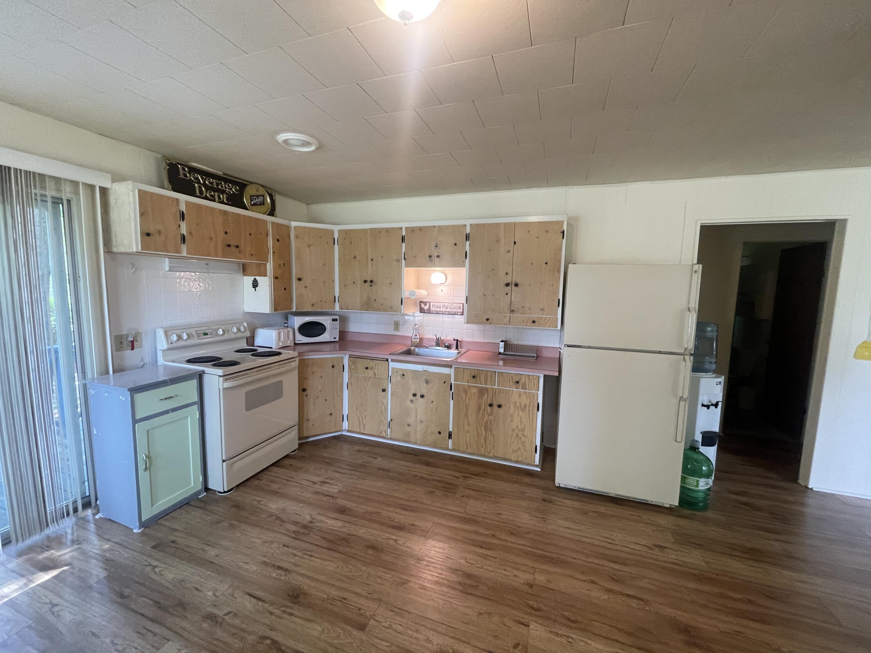 104 Ridgewood Drive