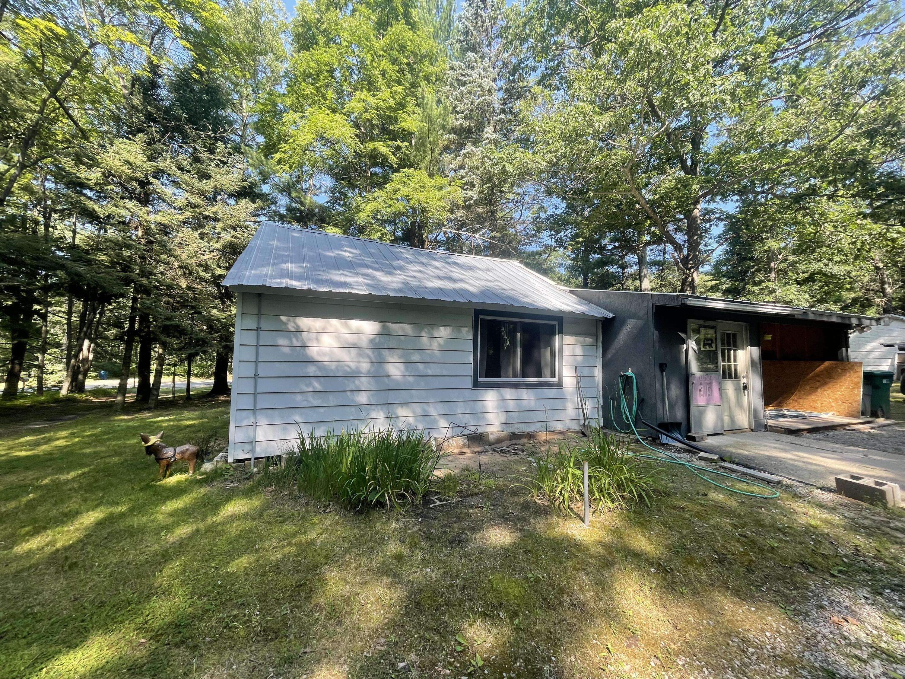 3821 S Townline Road
