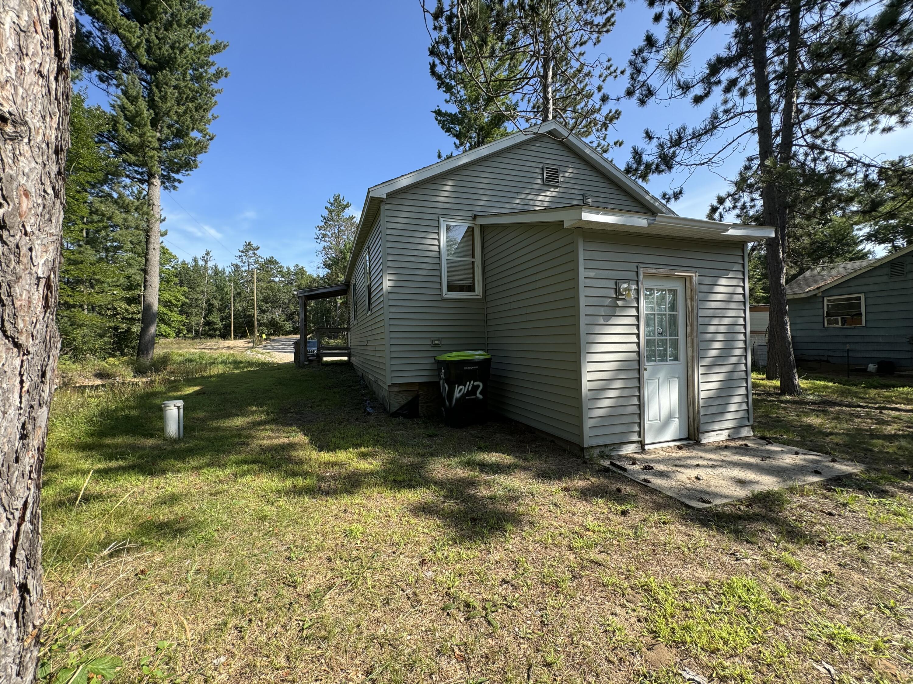 10112 Legion Drive, St. Helen