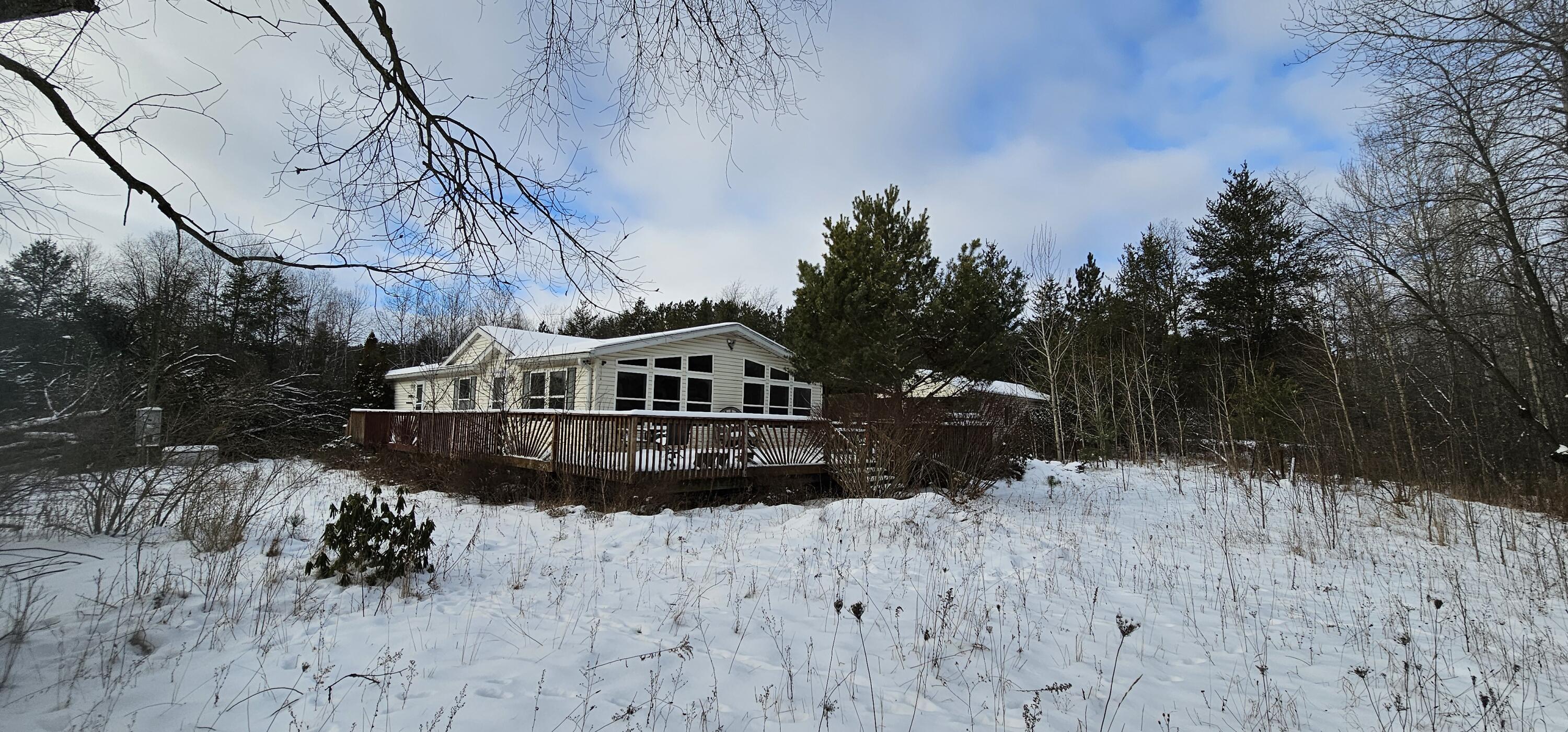 11072 Strawberry Avenue