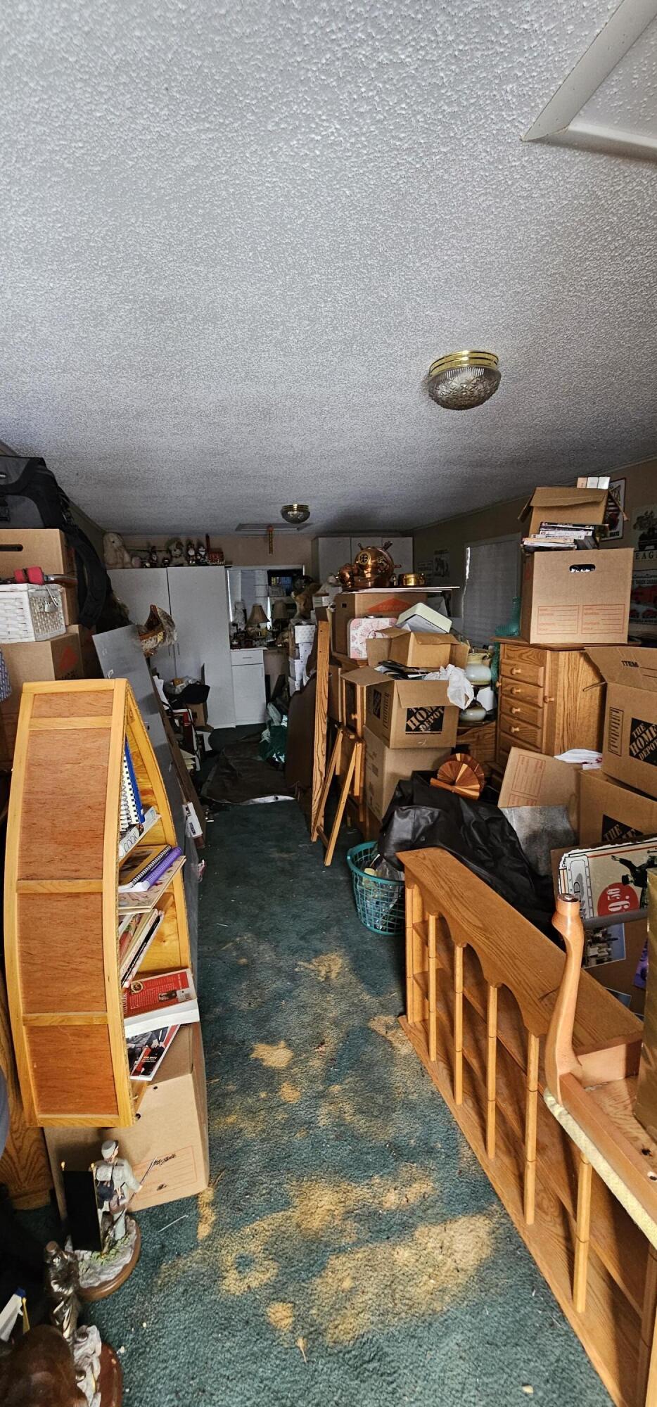 11072 Strawberry Avenue