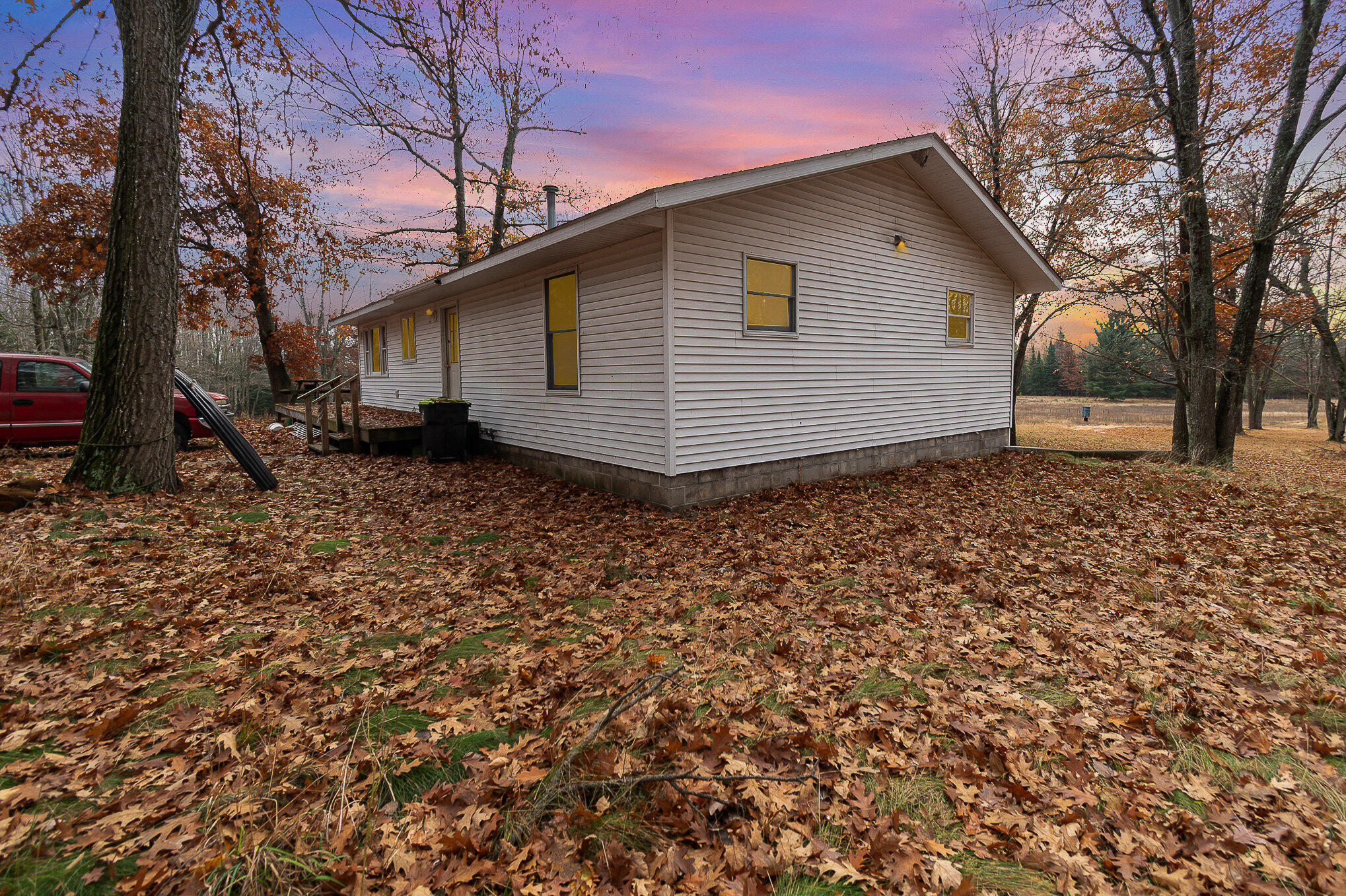 1940 N Third Lake Road, St. Helen