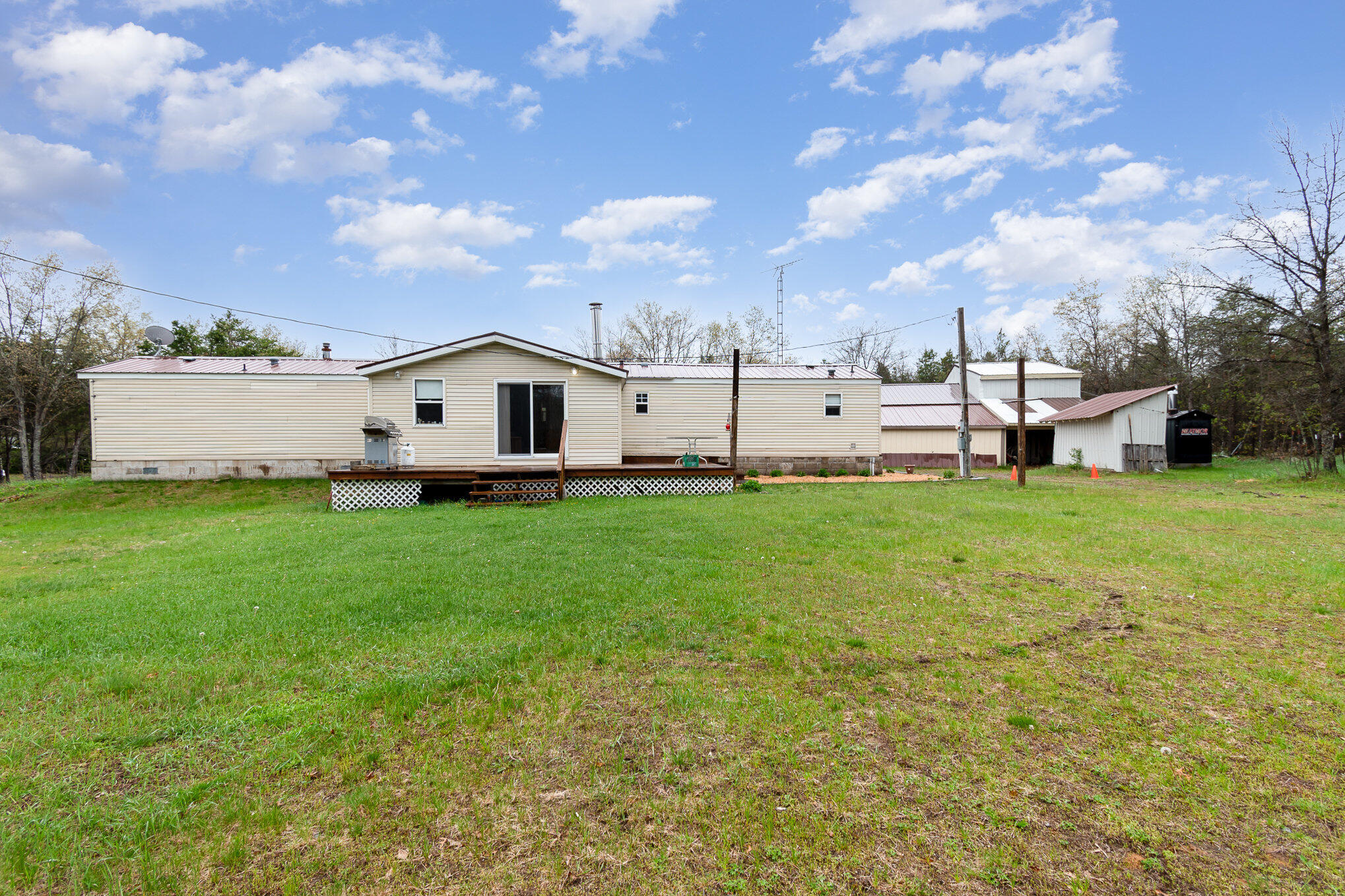 3357 E North Down River Road