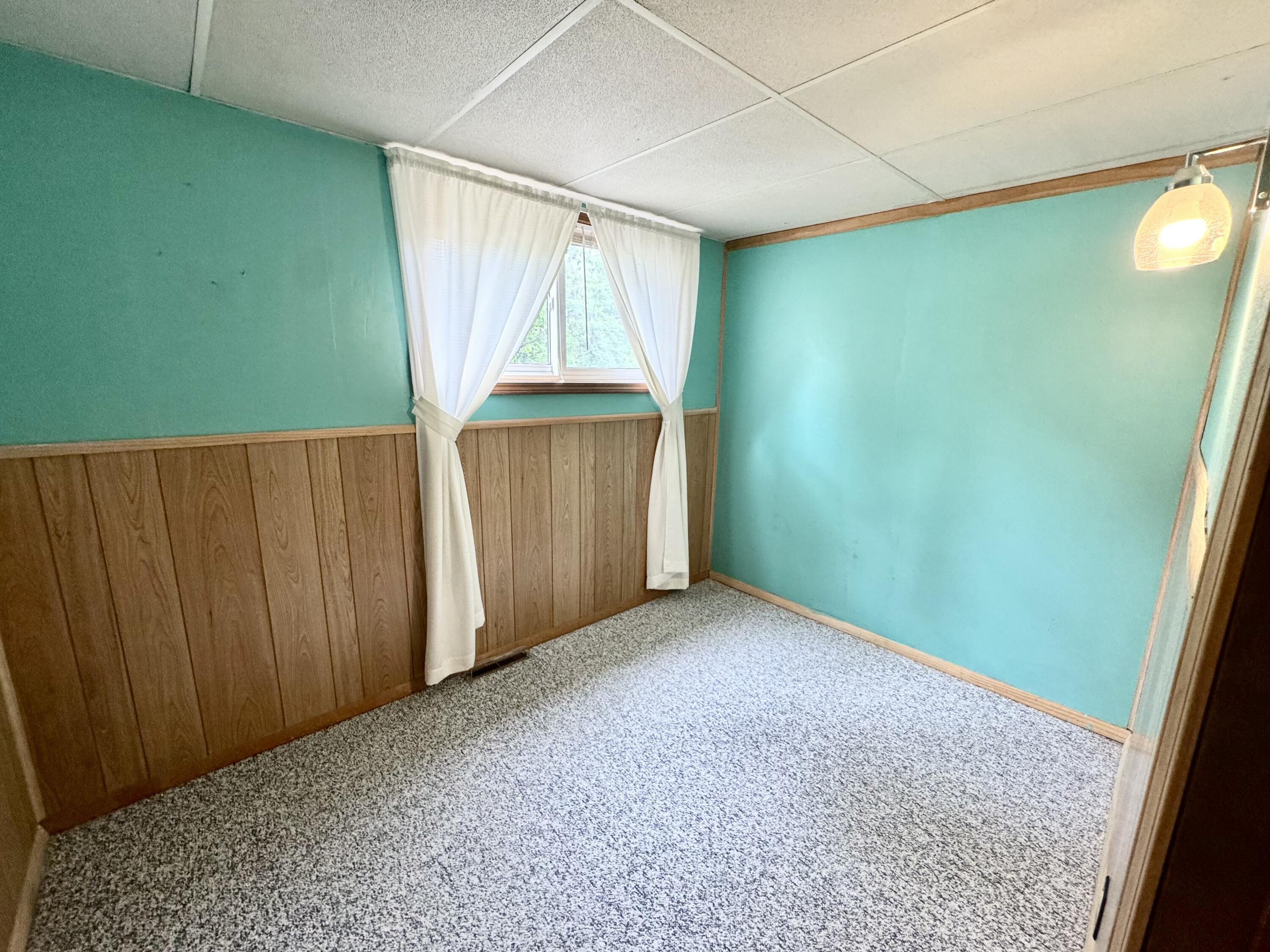 2833 S Horseshoe Trail