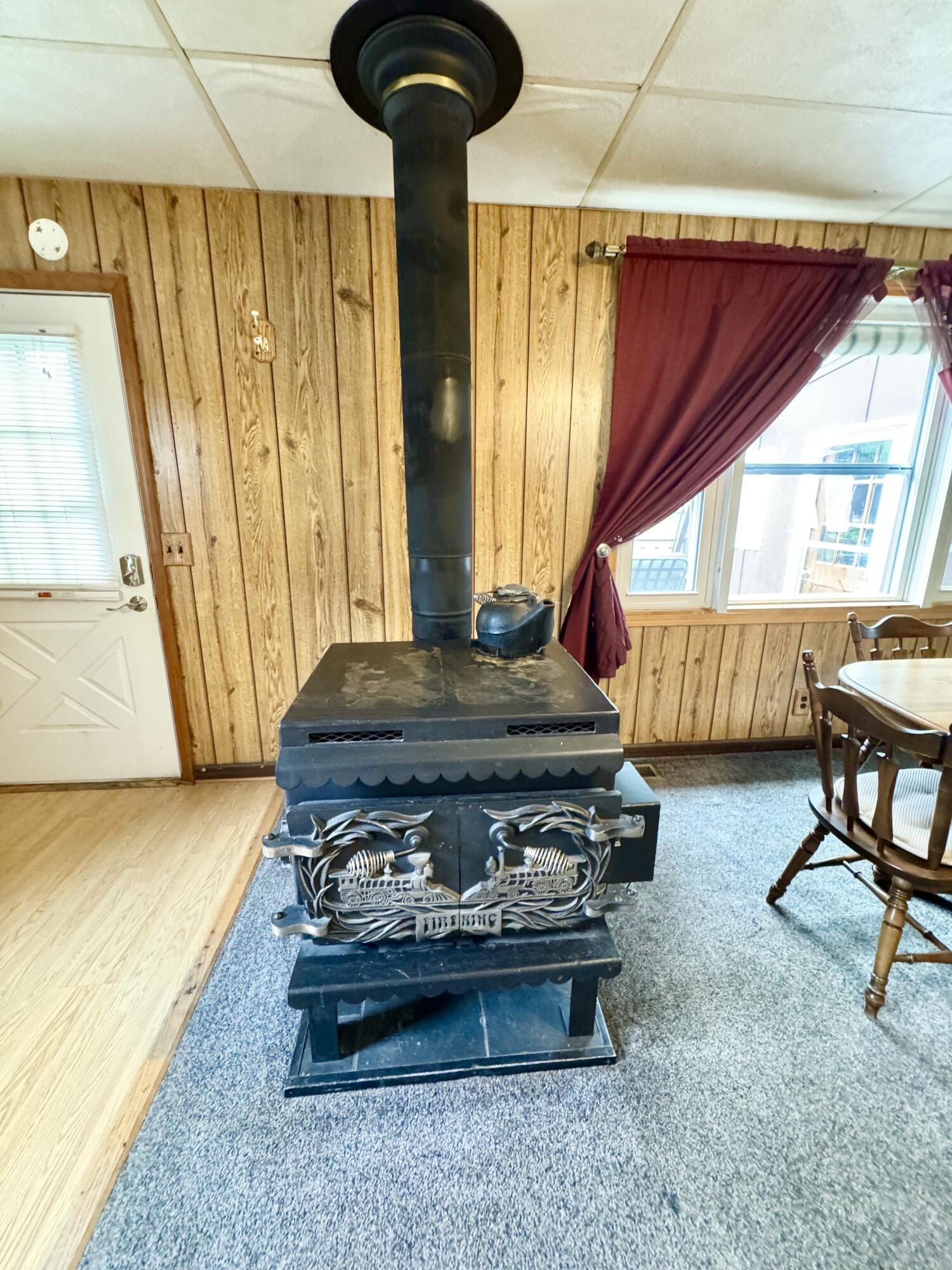 2833 S Horseshoe Trail