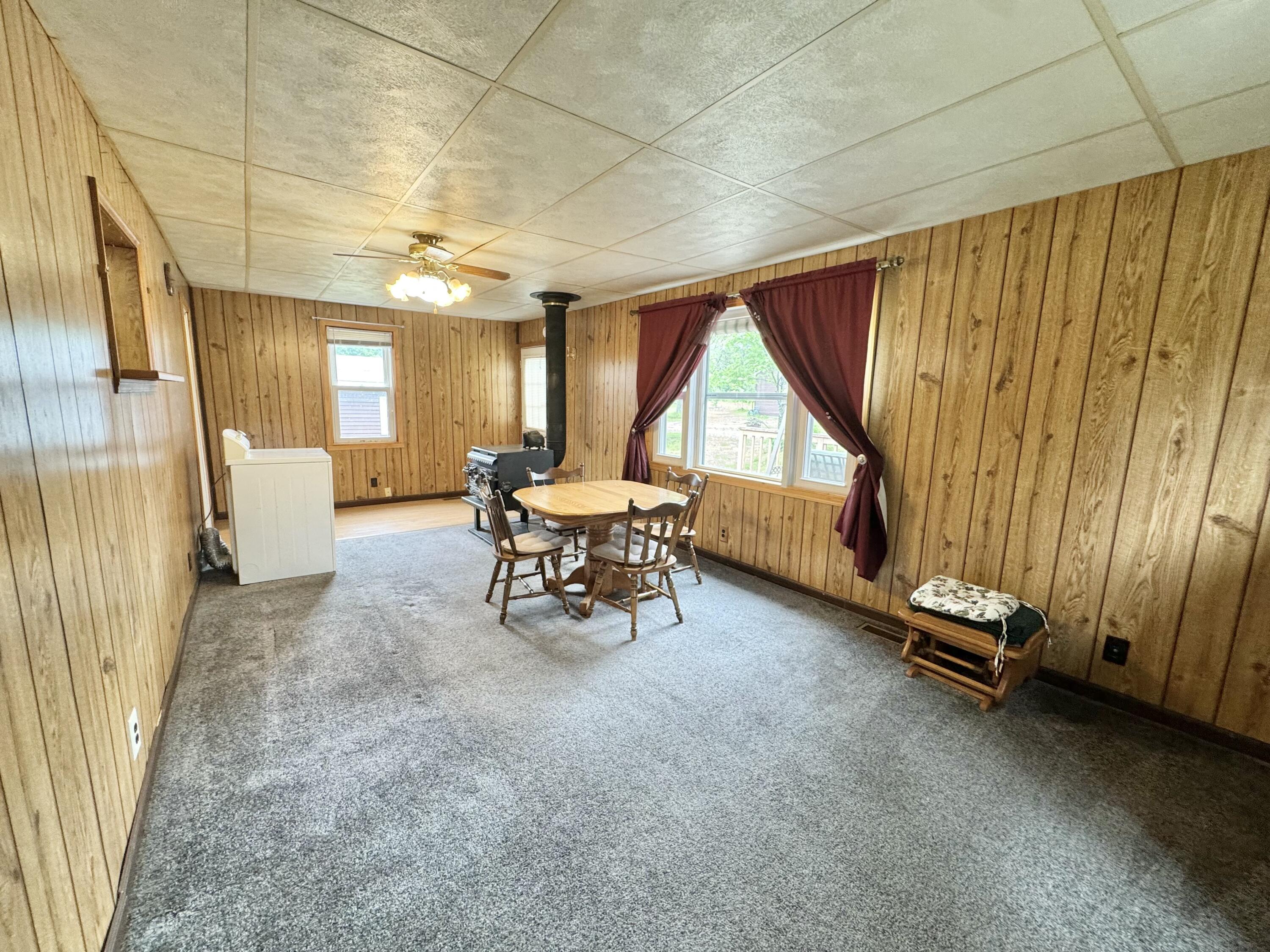 2833 S Horseshoe Trail