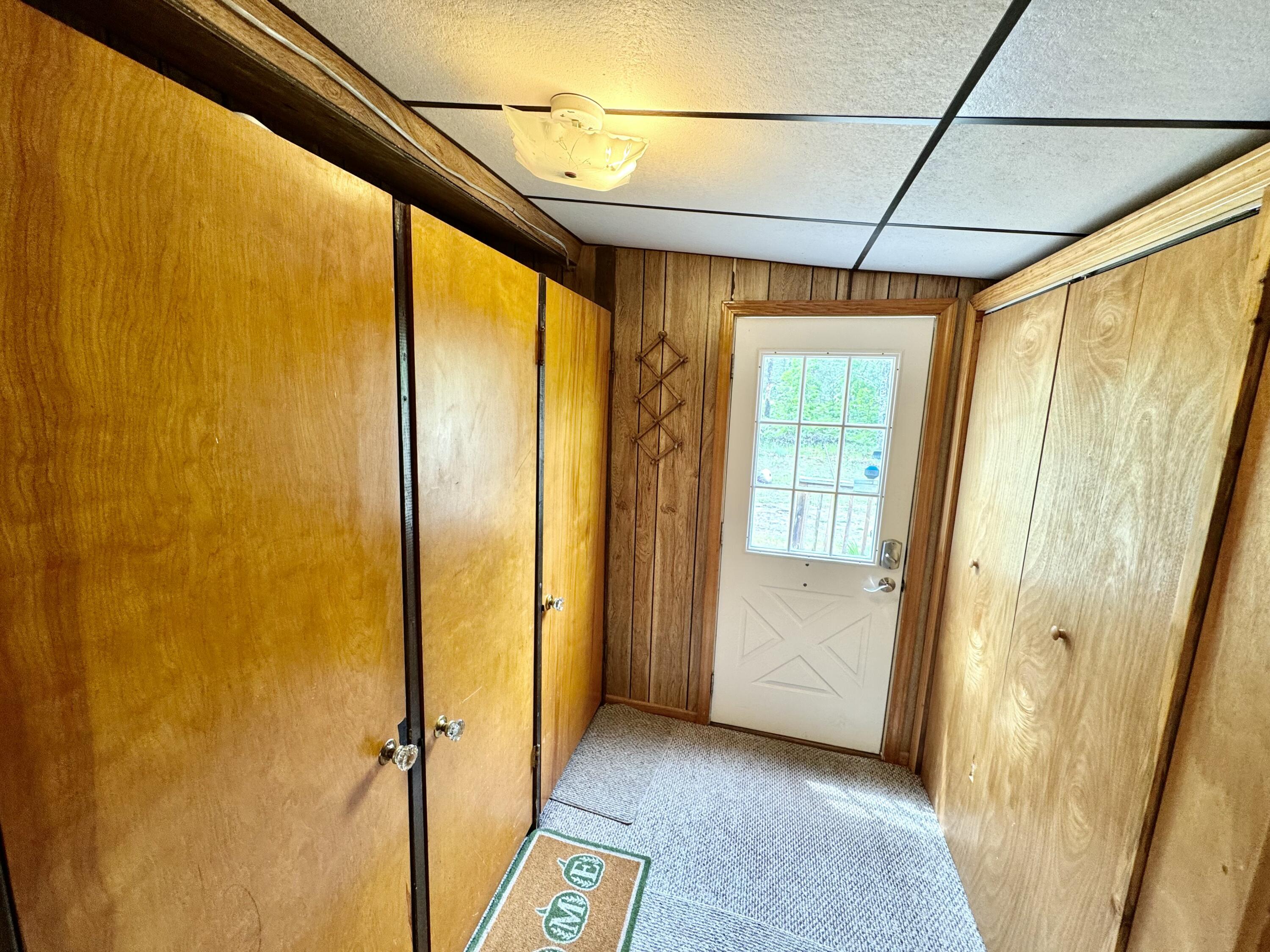 2833 S Horseshoe Trail