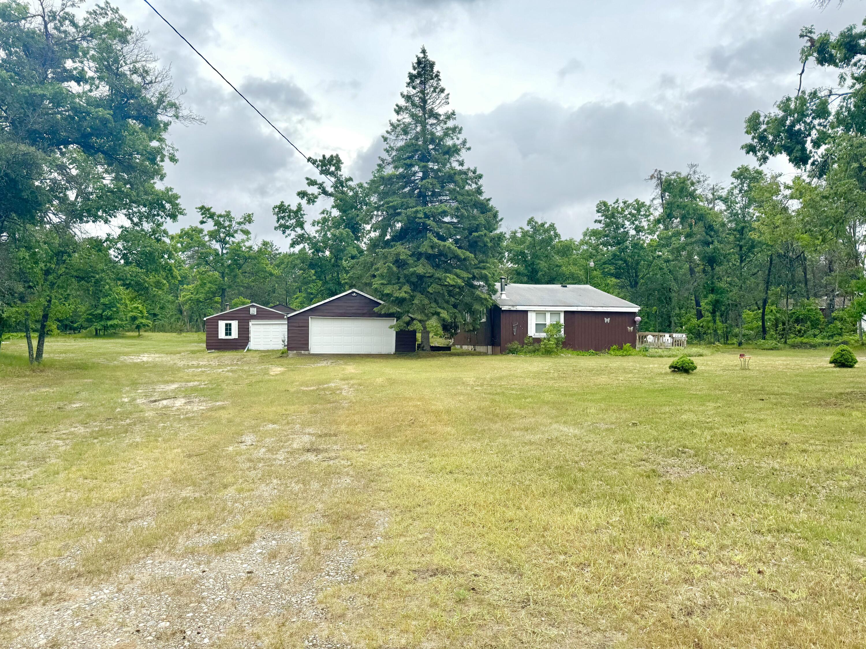 2833 S Horseshoe Trail