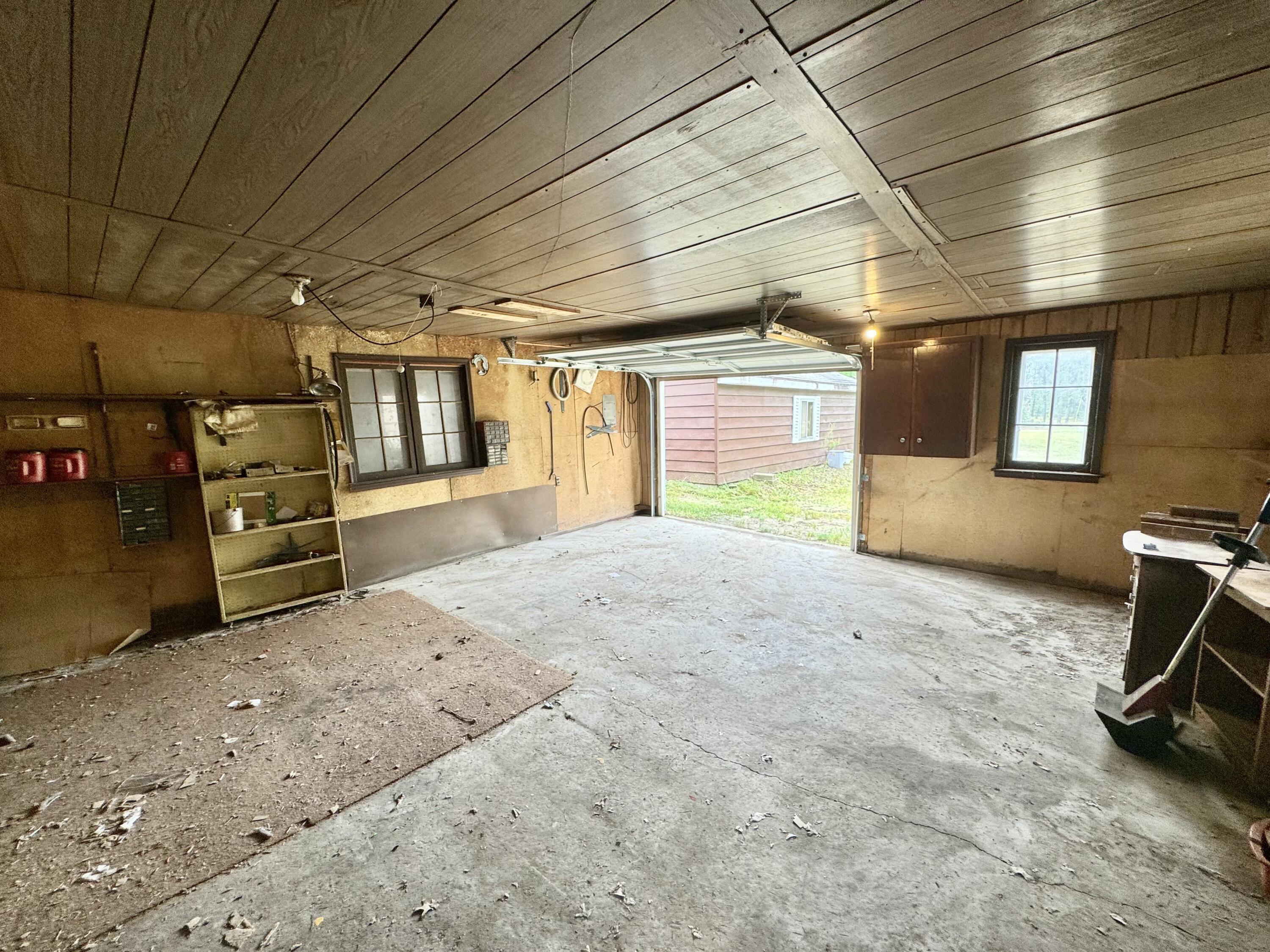 2833 S Horseshoe Trail