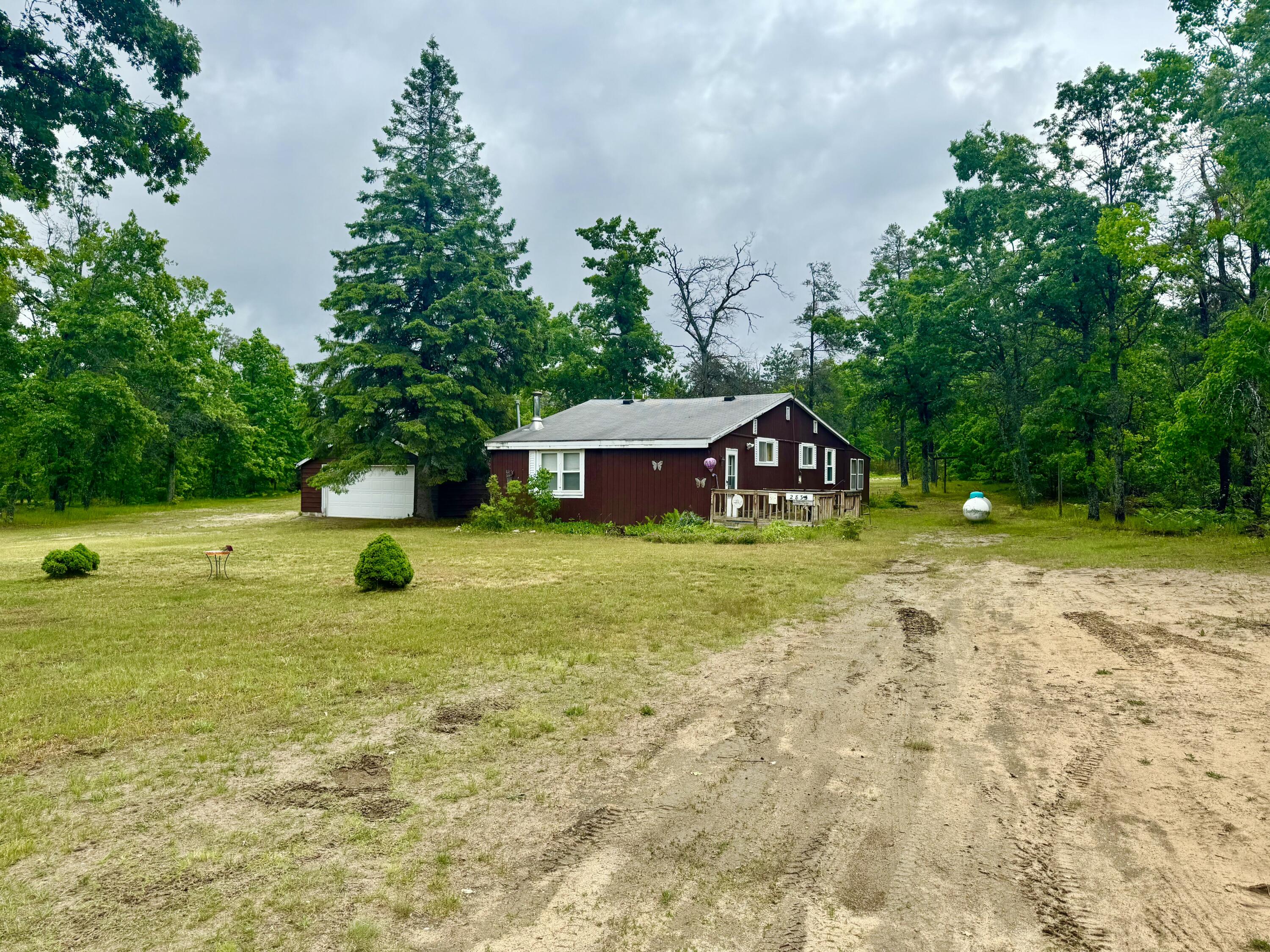 2833 S Horseshoe Trail