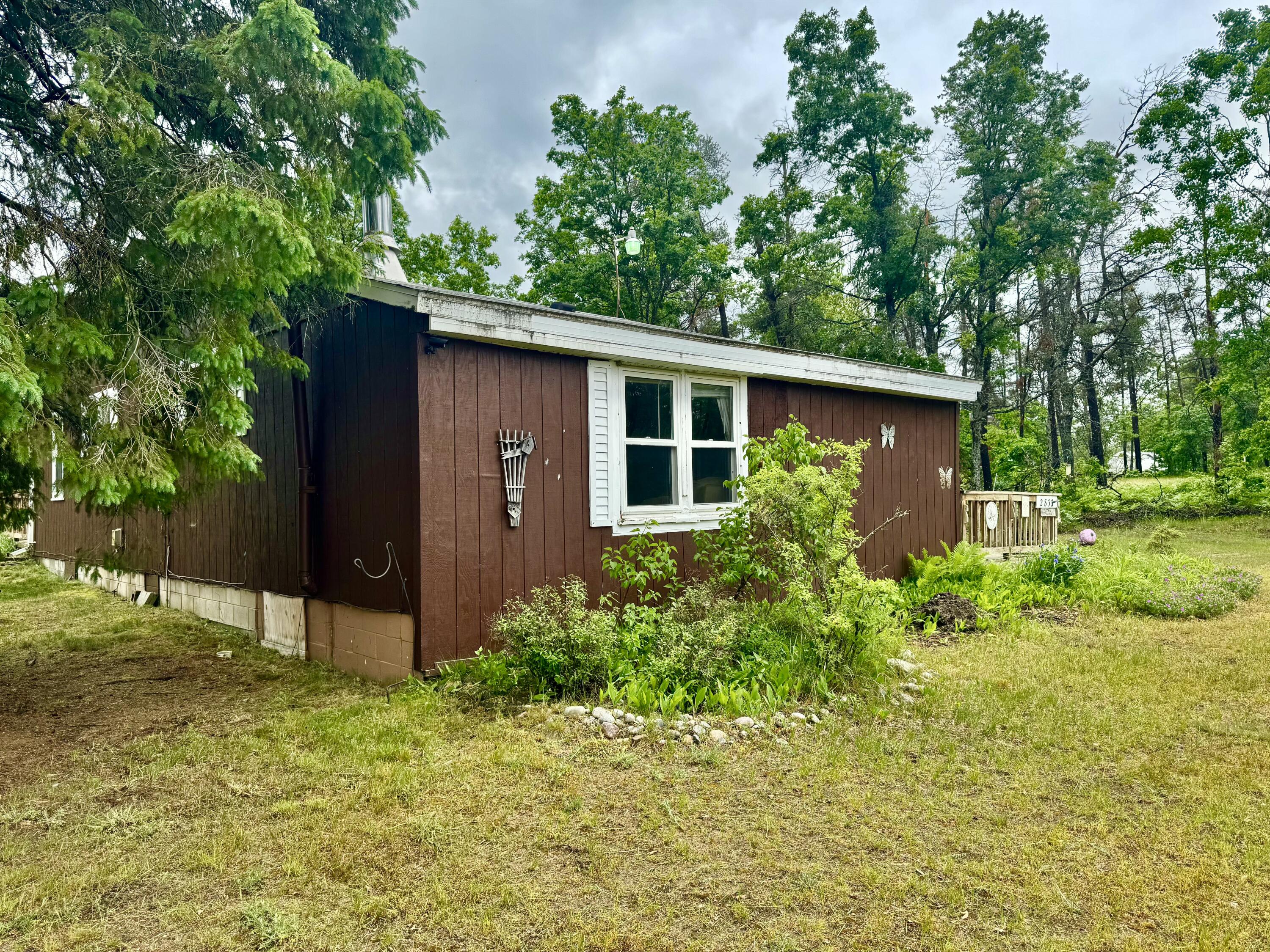 2833 S Horseshoe Trail