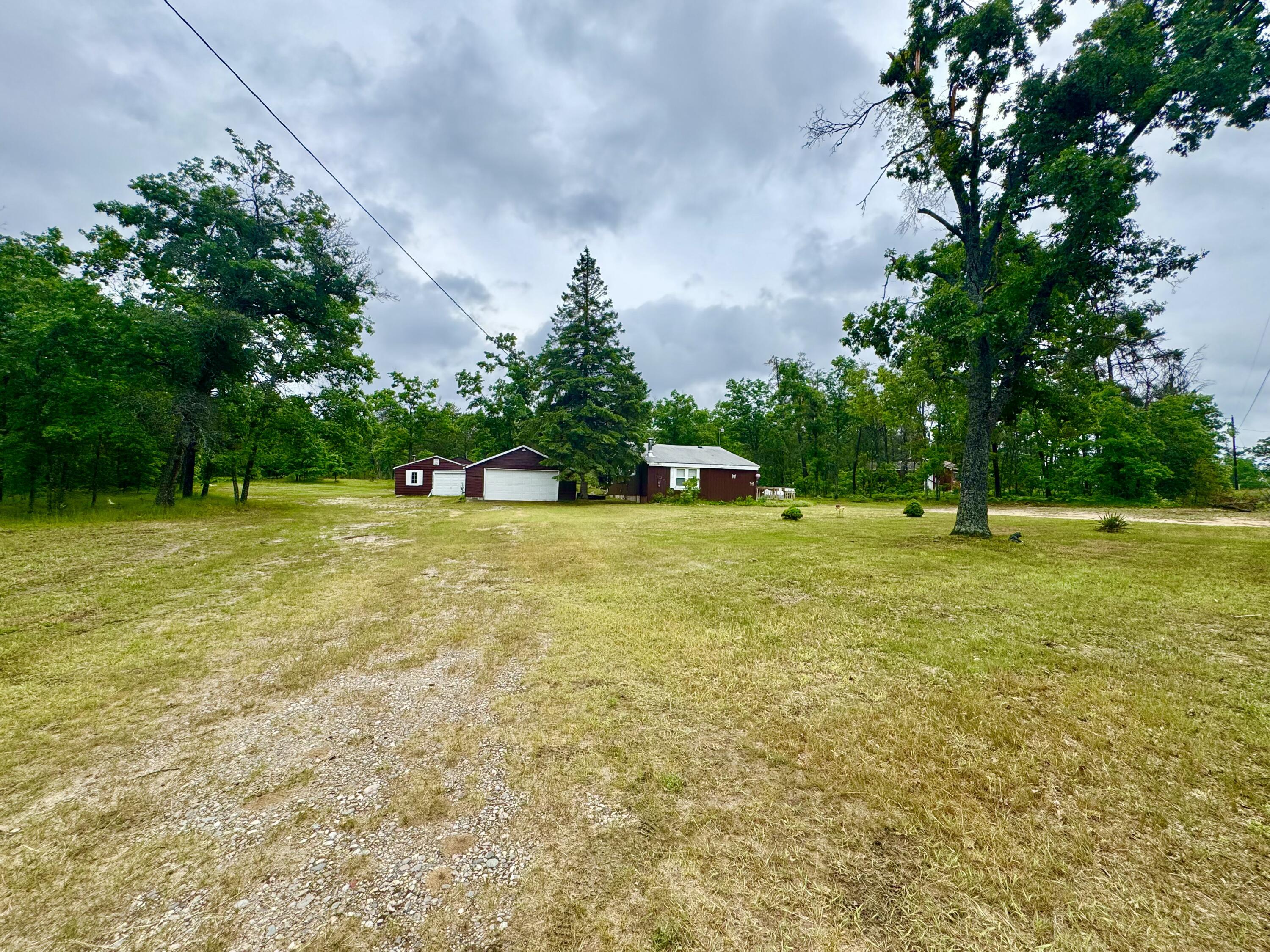 2833 S Horseshoe Trail