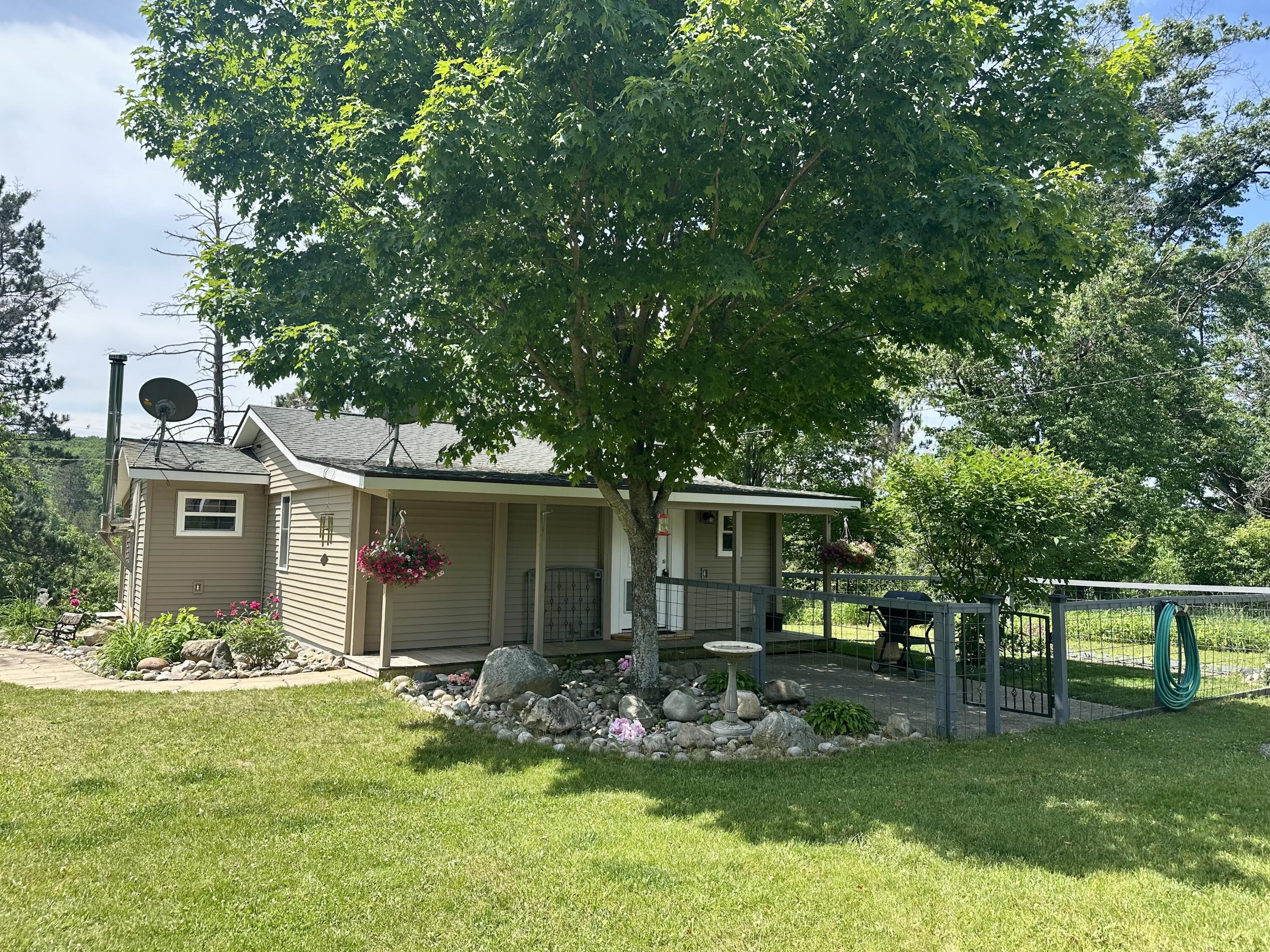 4910 Sleepy Hollow Court