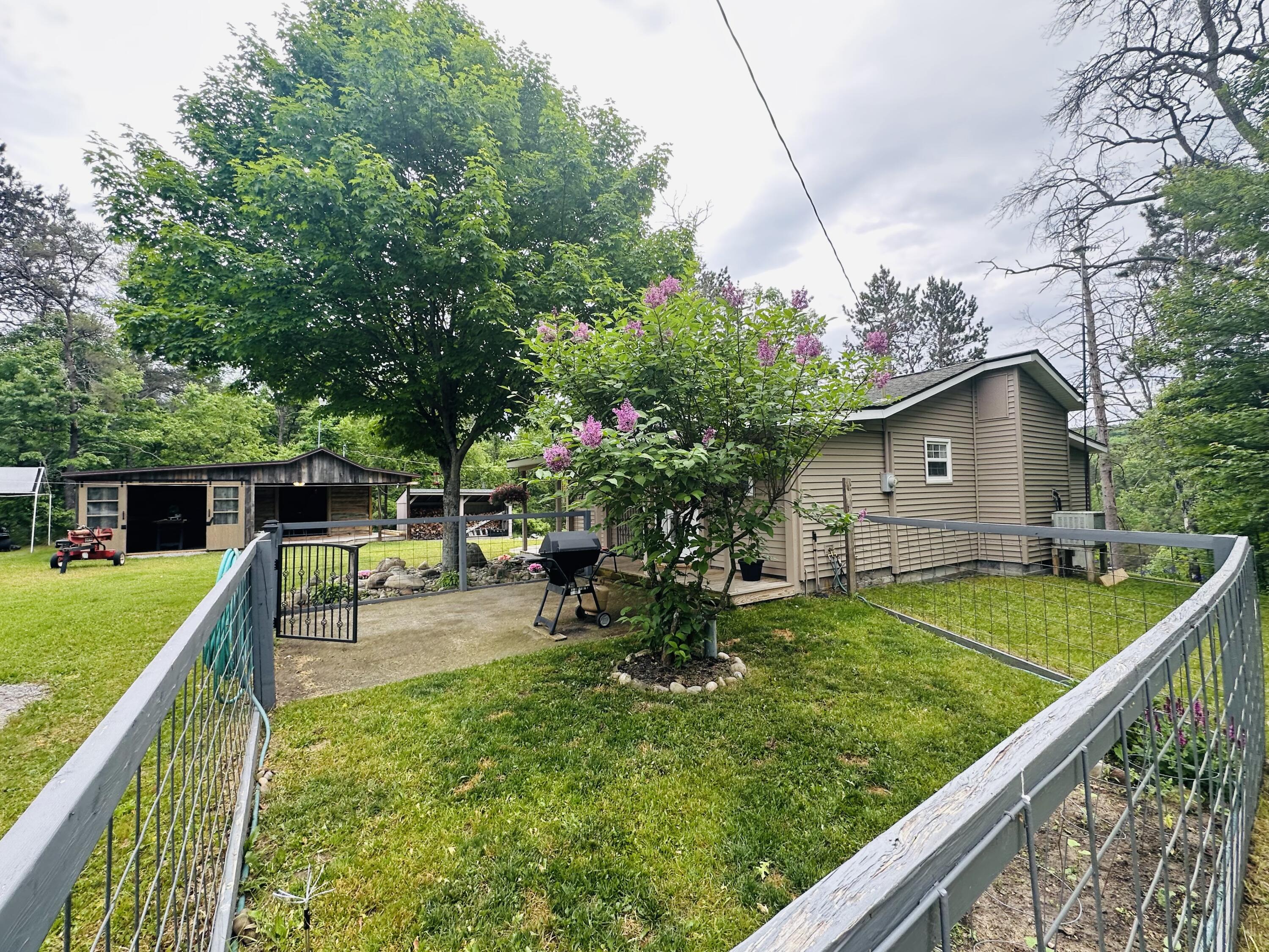 4910 Sleepy Hollow Court