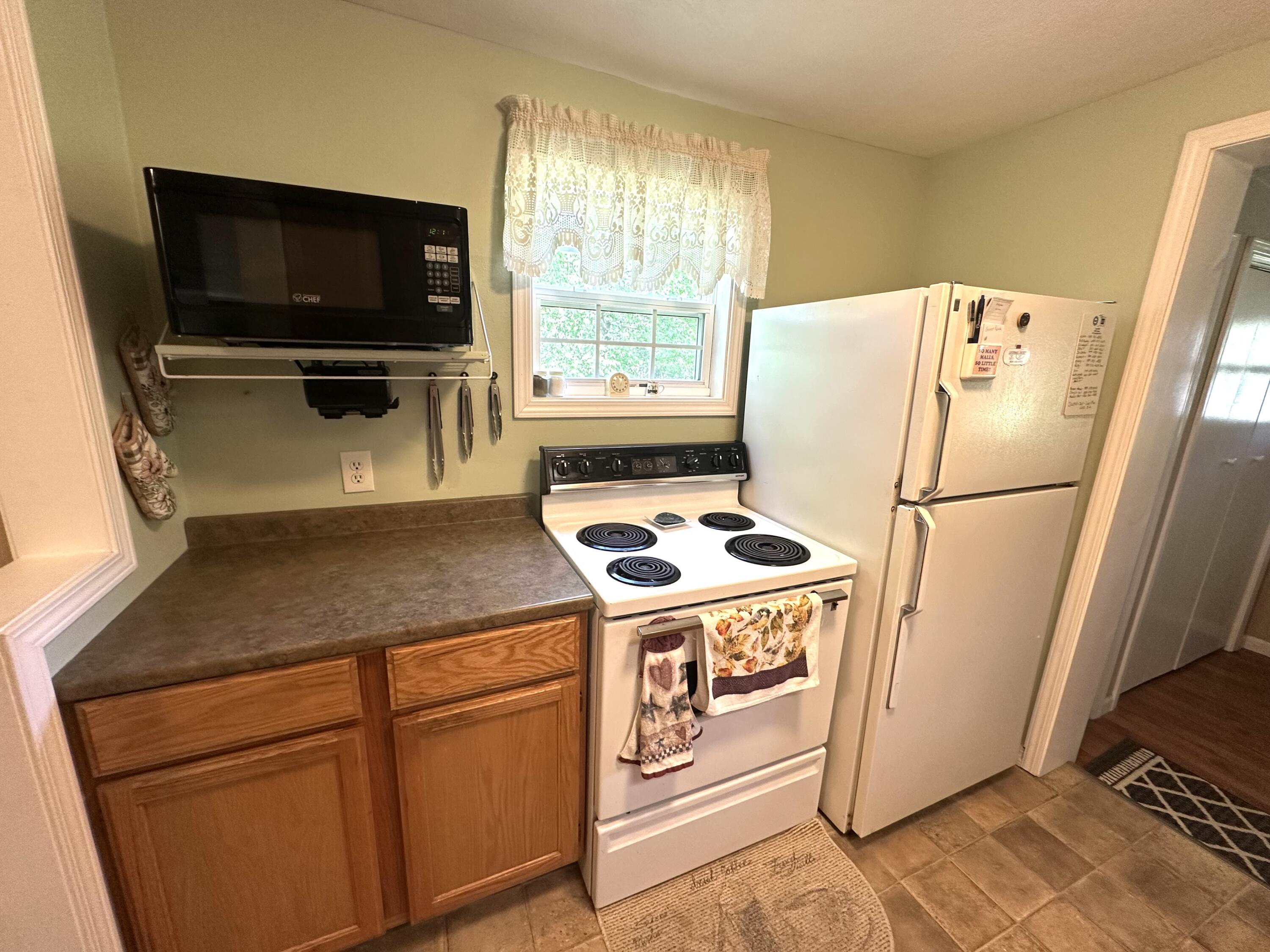 4910 Sleepy Hollow Court