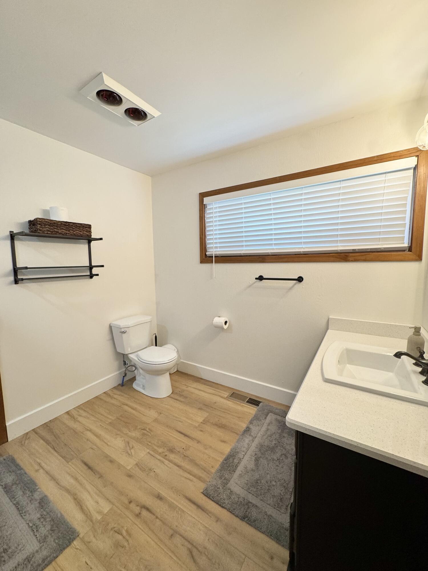 9875 Lee Road, St. Helen