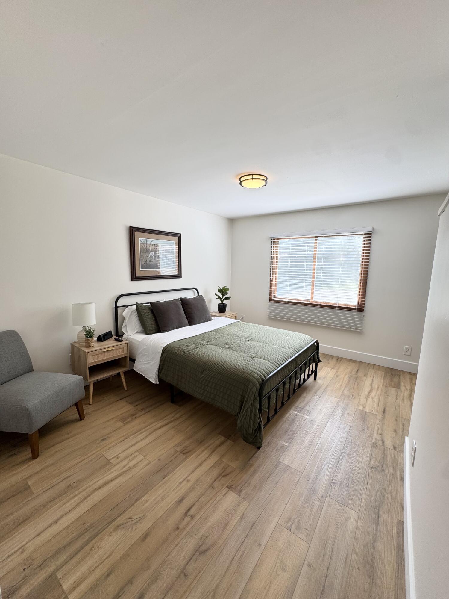 9875 Lee Road, St. Helen
