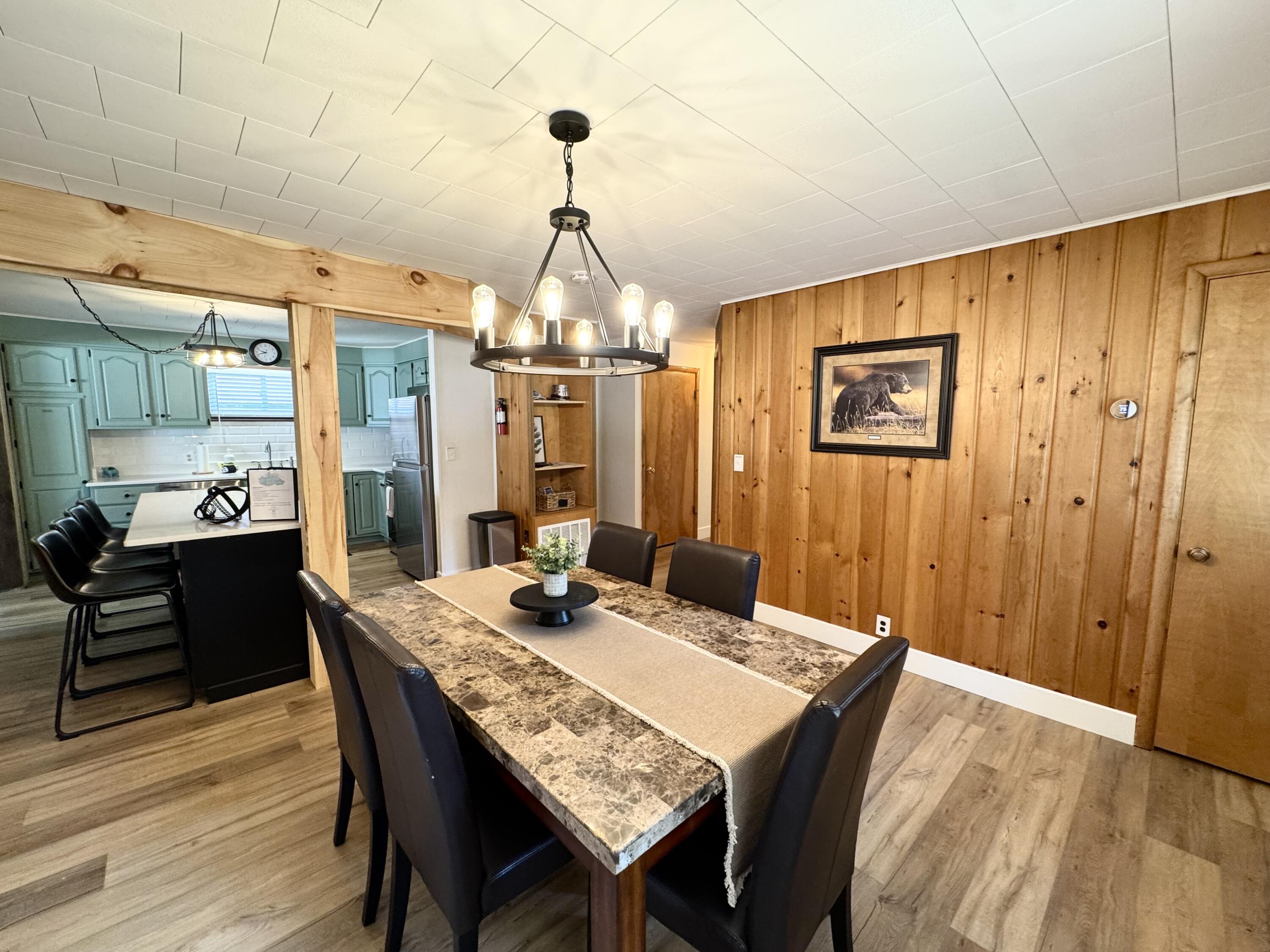 9875 Lee Road, St. Helen