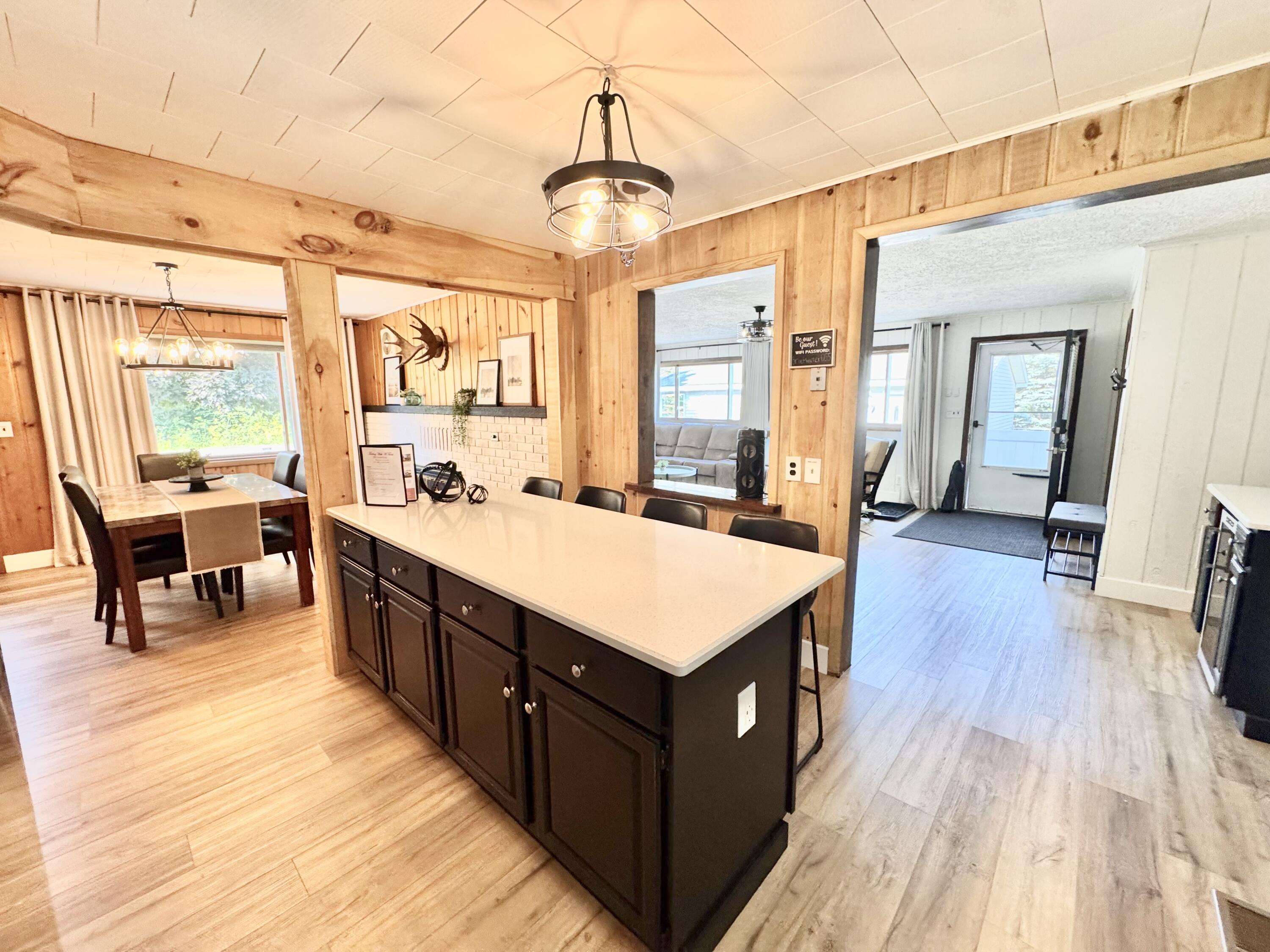 9875 Lee Road, St. Helen