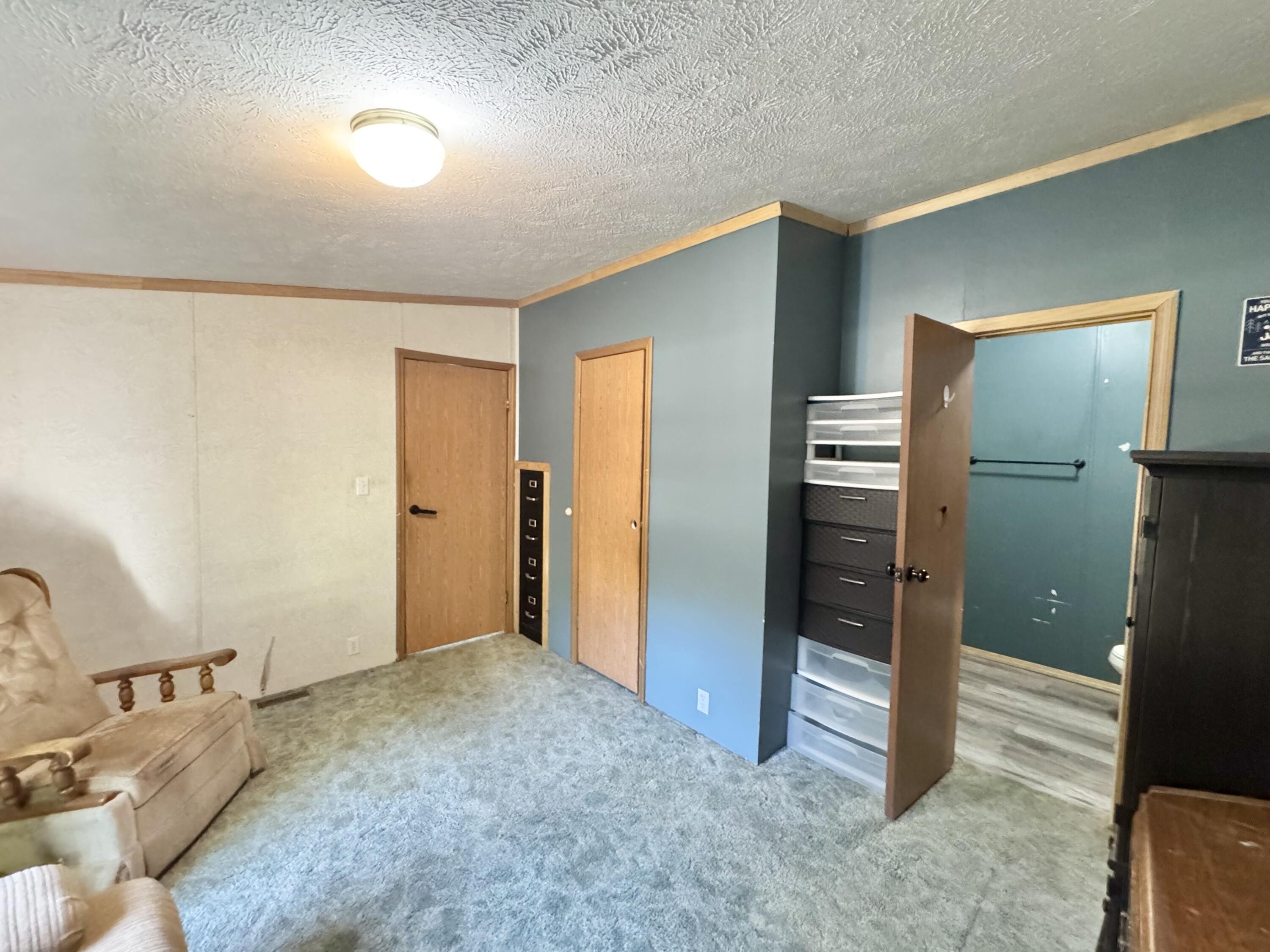 9942 Wayland Drive