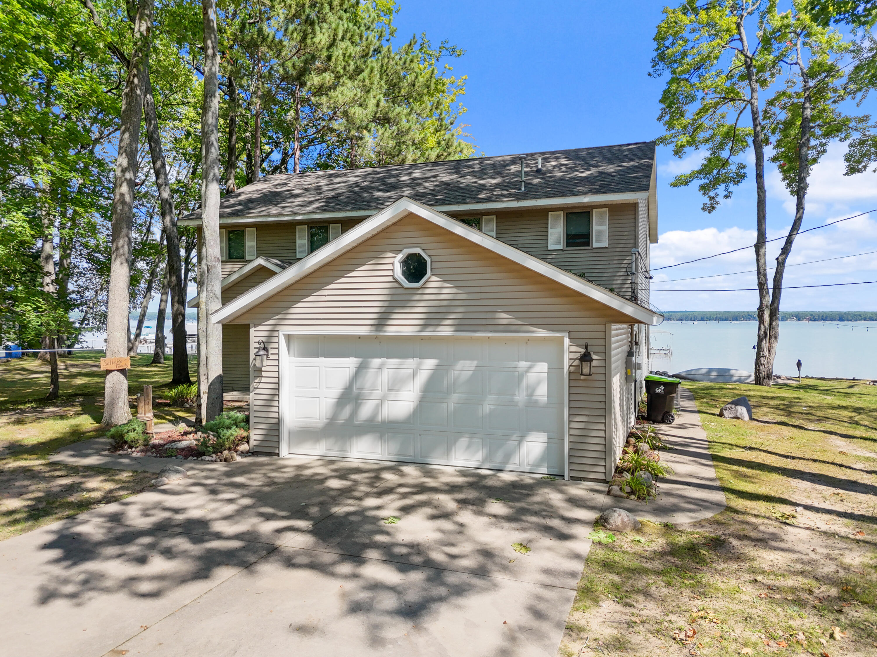 205 Magnolia Avenue