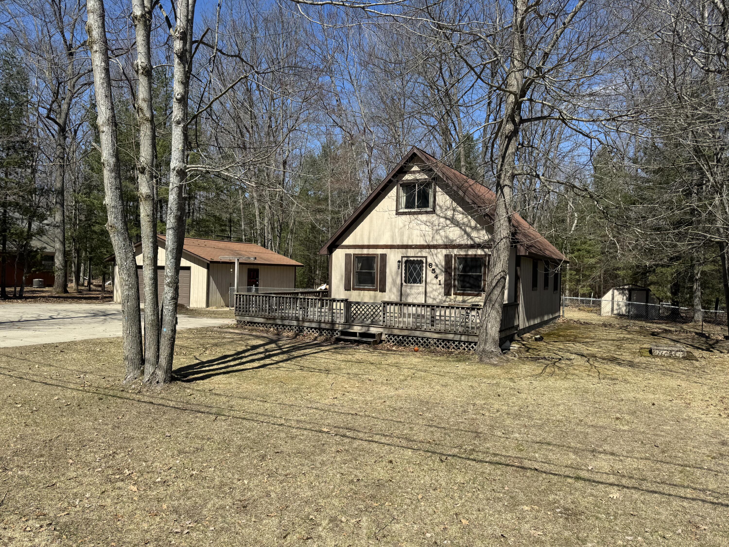 6541 Clearbrook Drive, St. Helen