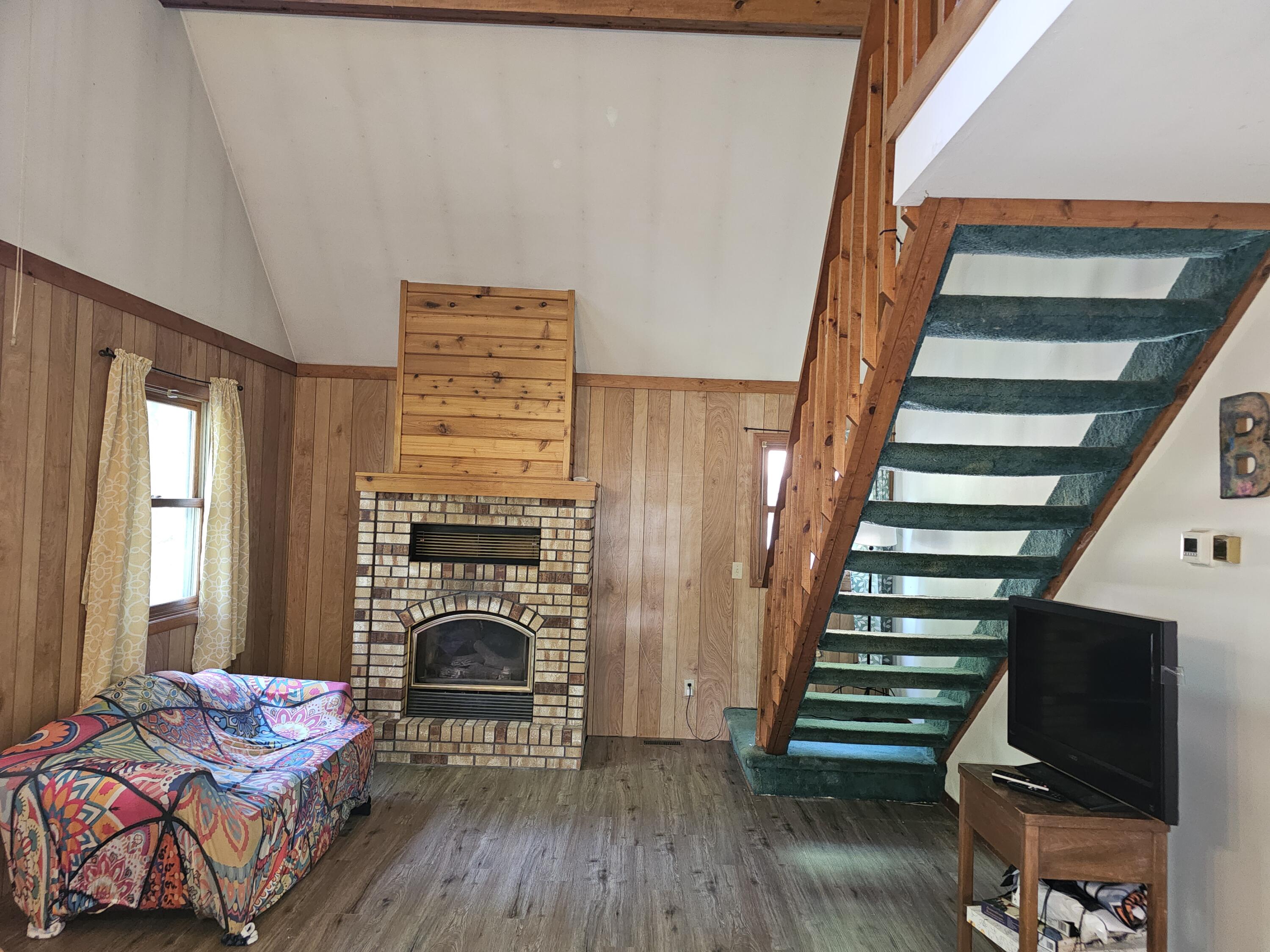 6541 Clearbrook Drive, St. Helen