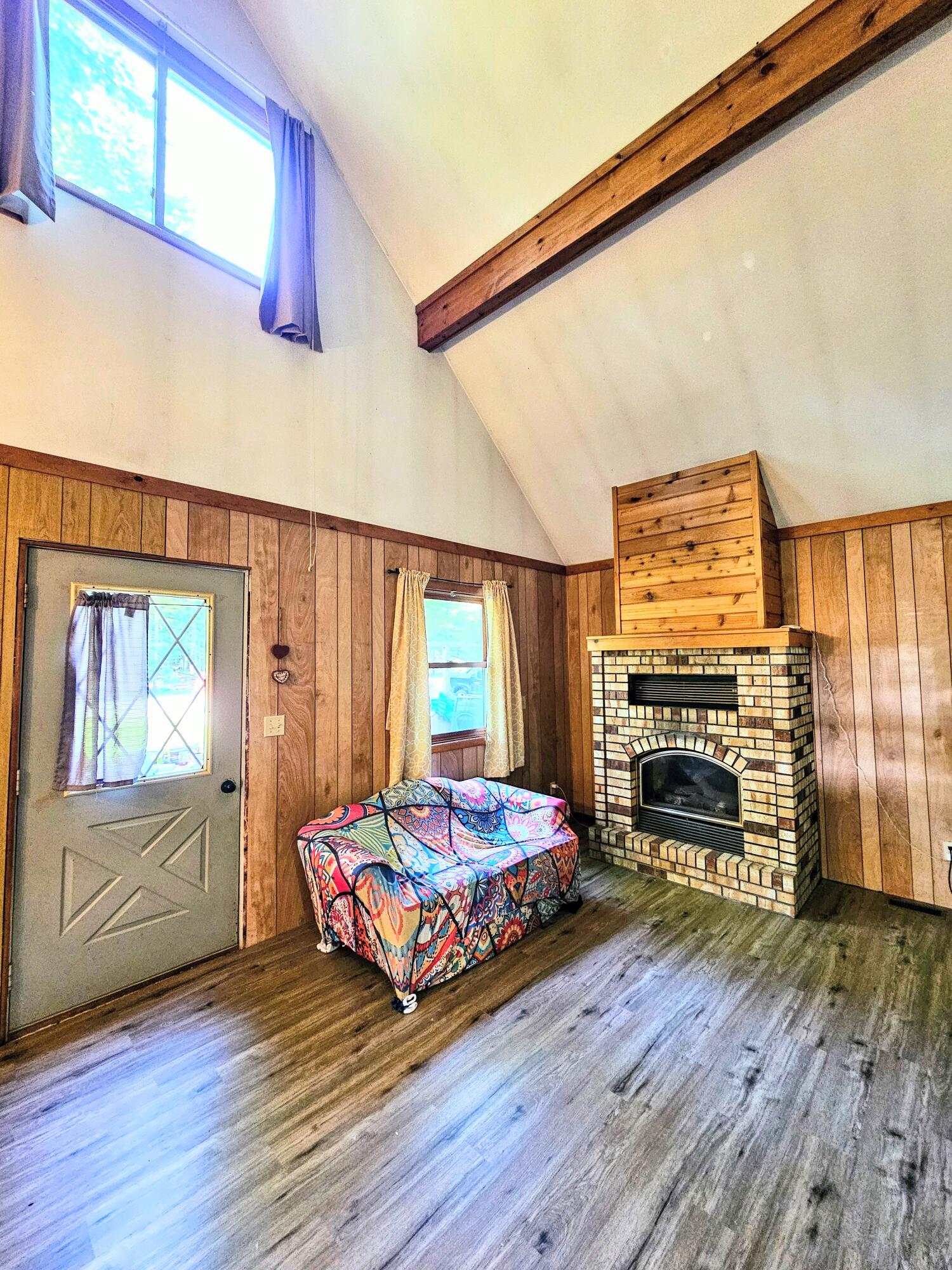 6541 Clearbrook Drive, St. Helen