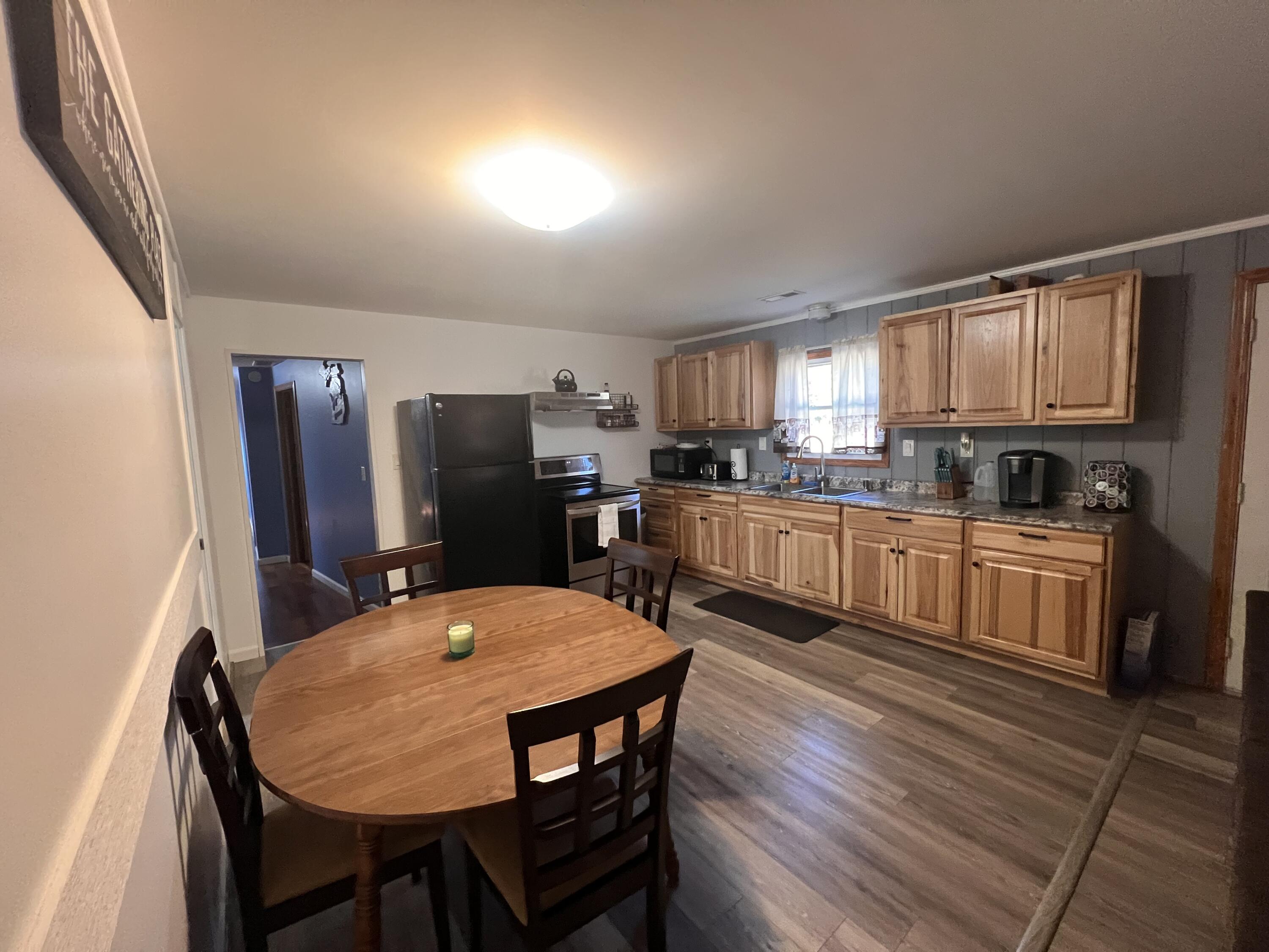 9062 W Airport Road, St. Helen