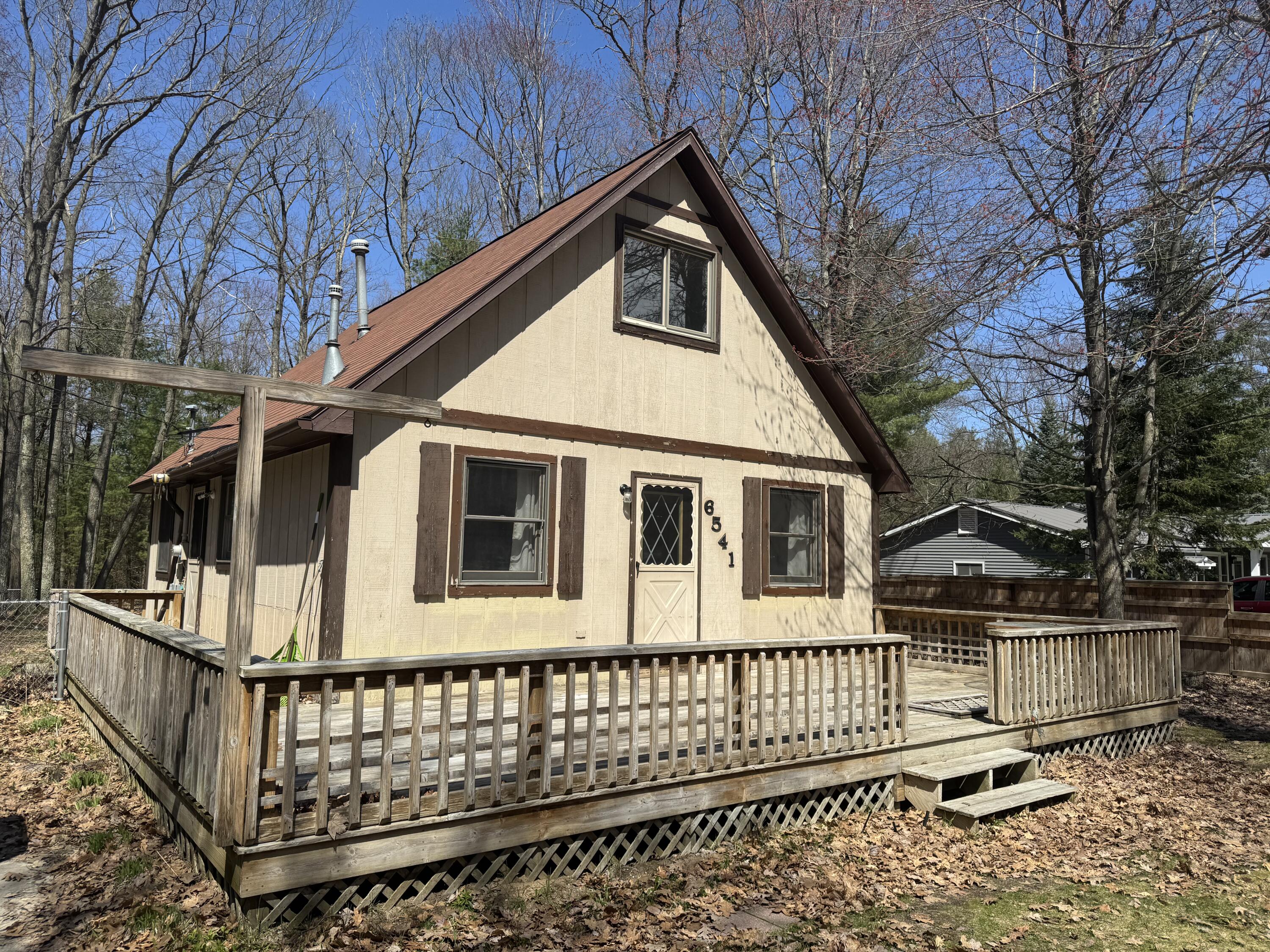 6541 Clearbrook Drive, St. Helen