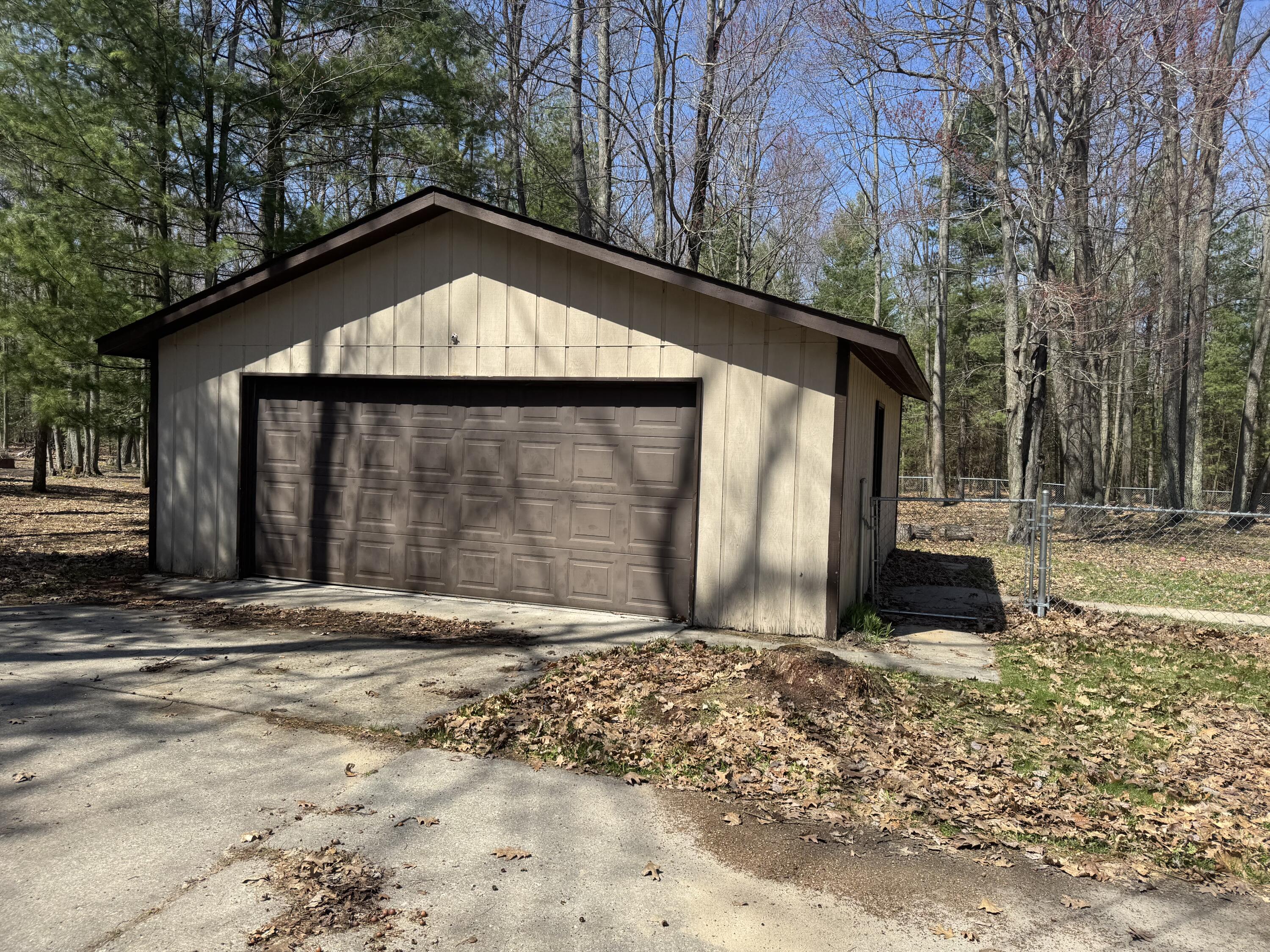 6541 Clearbrook Drive, St. Helen