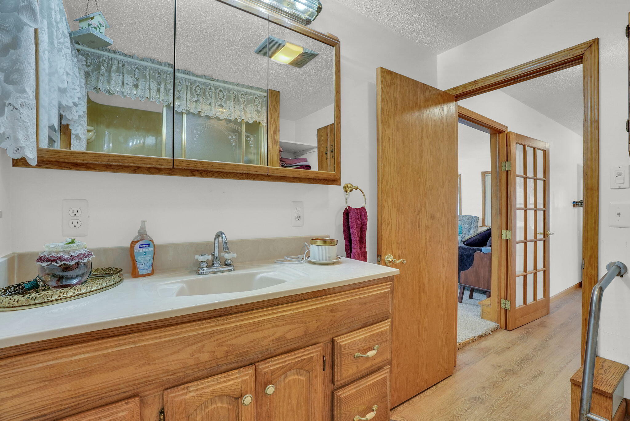 2430 Indian Trail